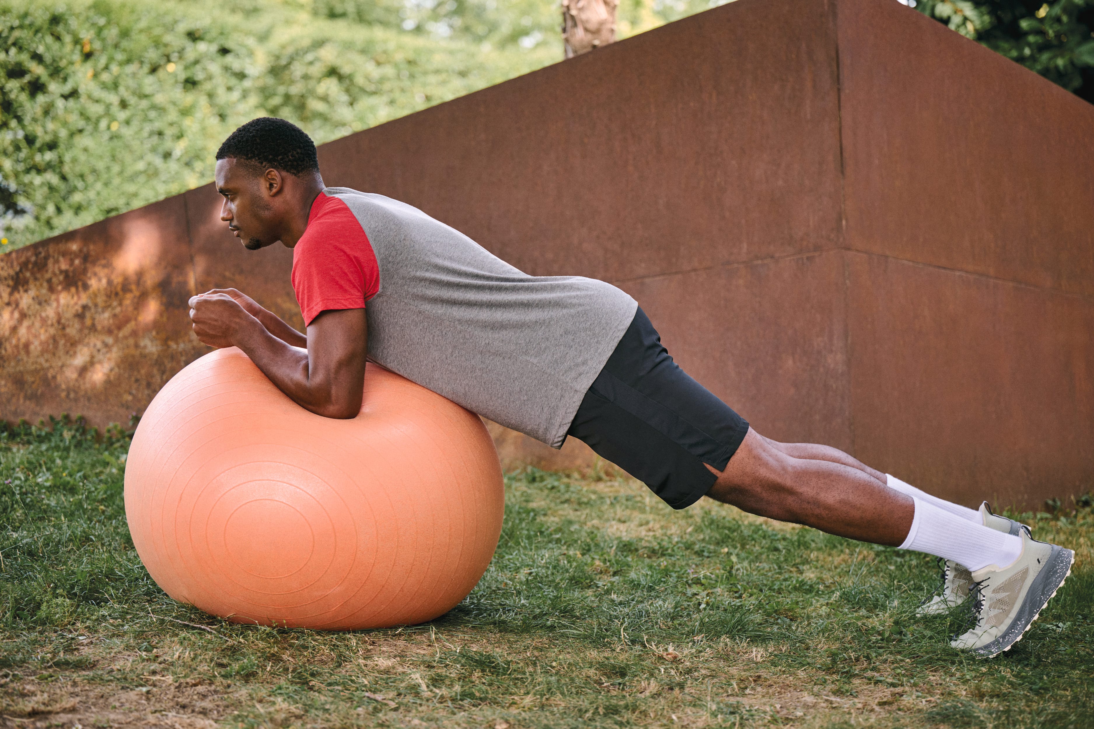Umweltfreundliche 2-in-1-Shorts mit integrierter Untershort für Herren