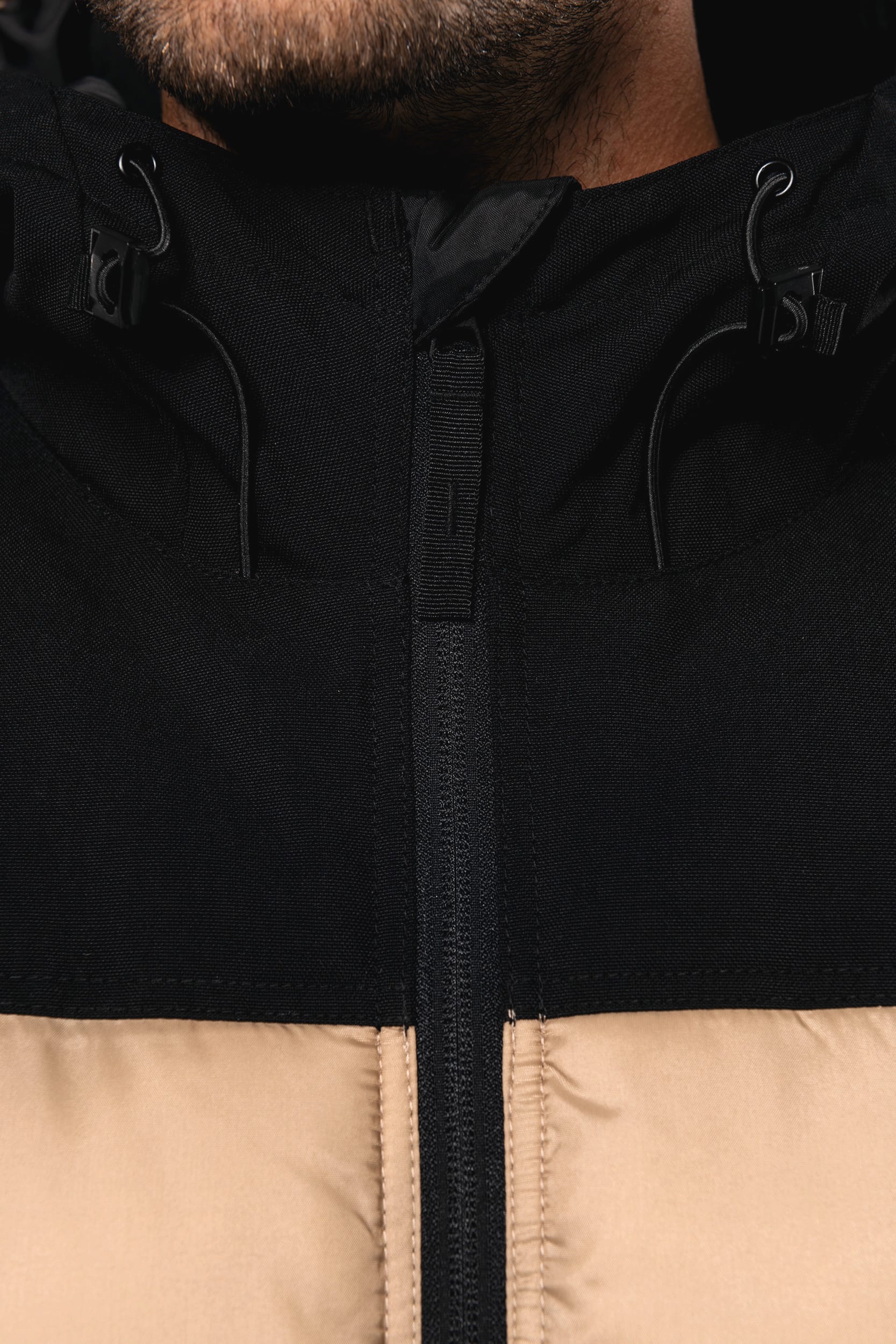 Unisex Steppparka mit Kapuze in zwei Farbtönen