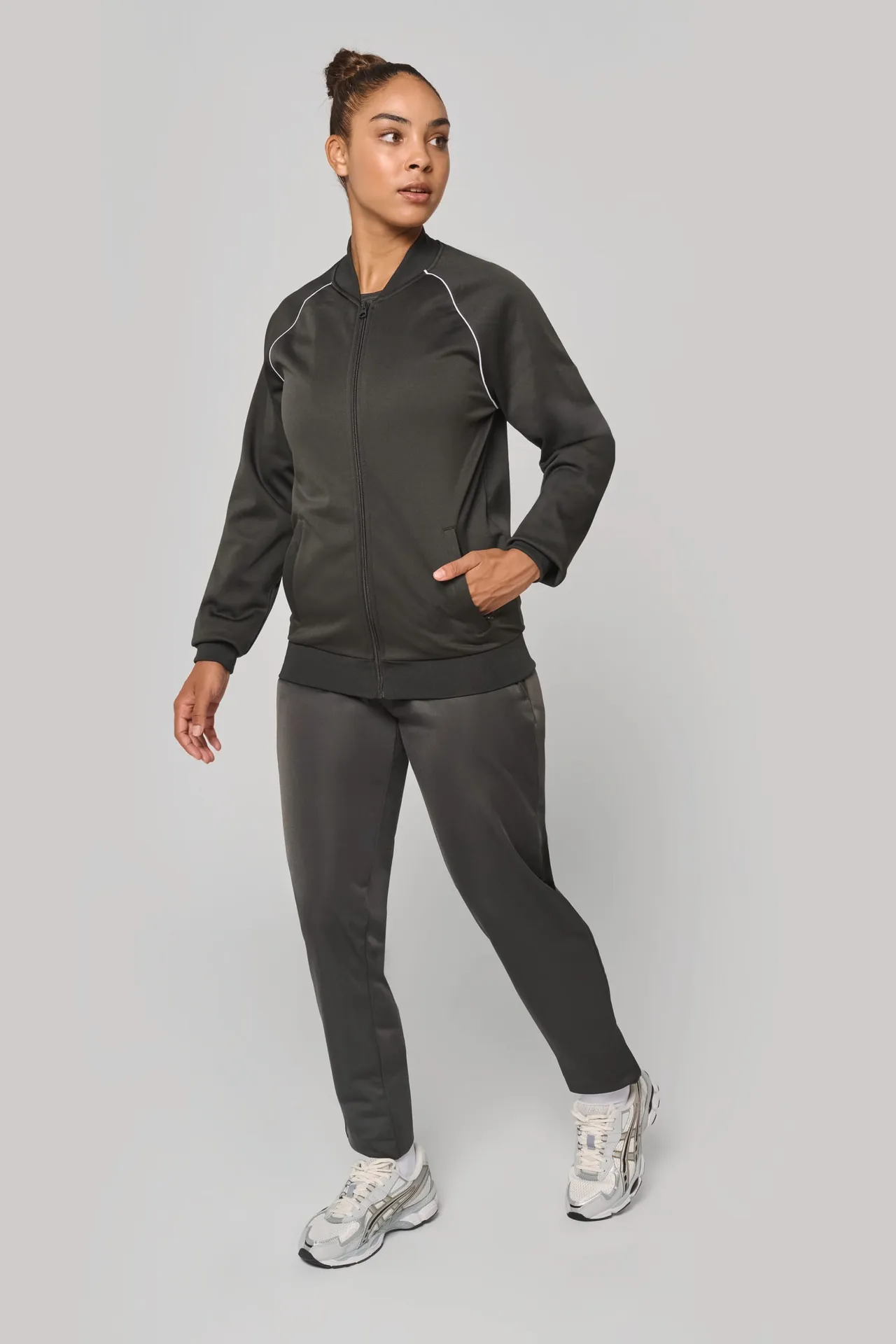 Unisex-Trainingsjacke mit Reißverschluss und Paspel