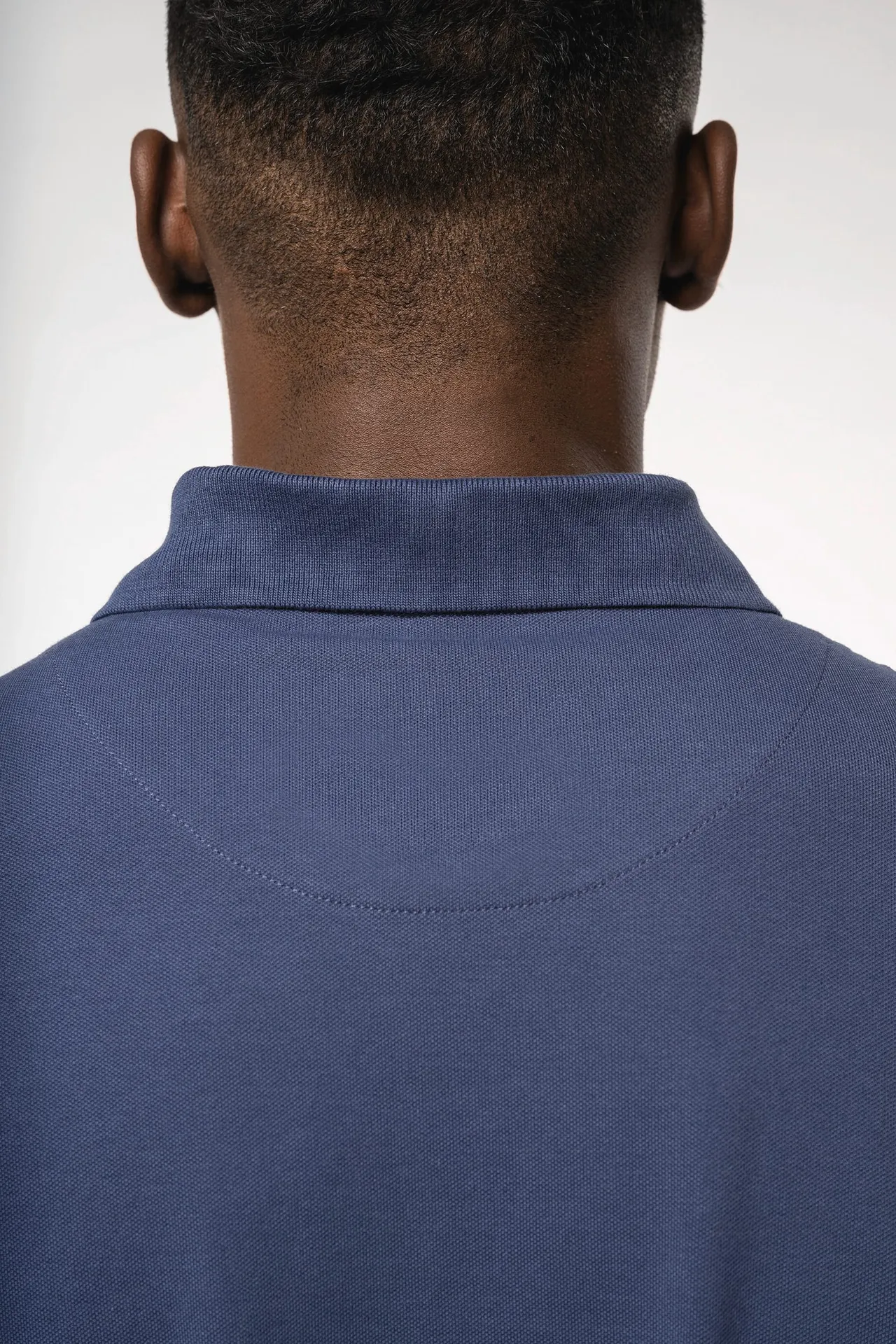 Kurzarm-Polohemd für Herren. Aus Baumwollpiqué