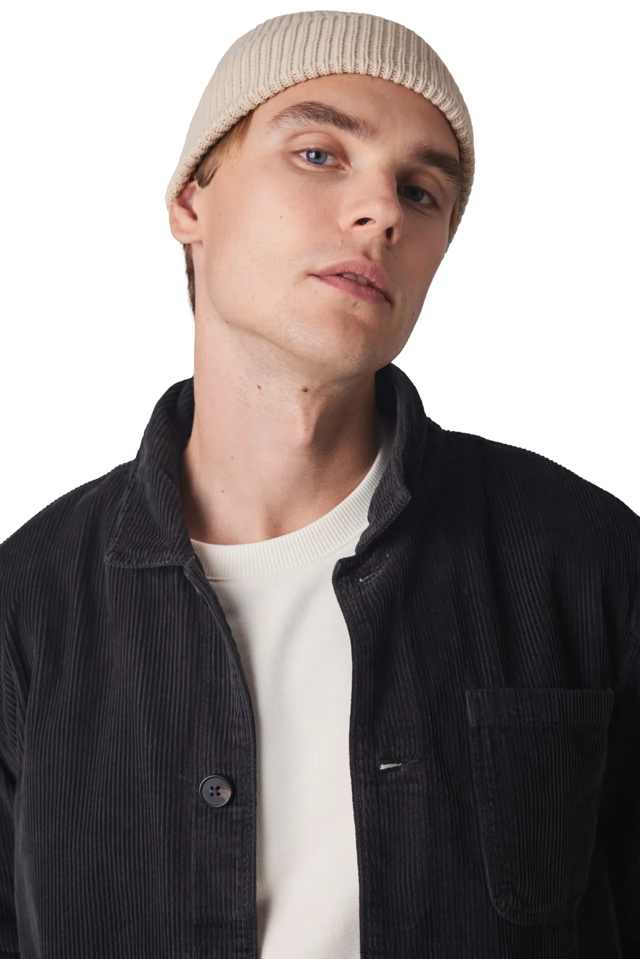 Gerippte Mütze mit Umschlag