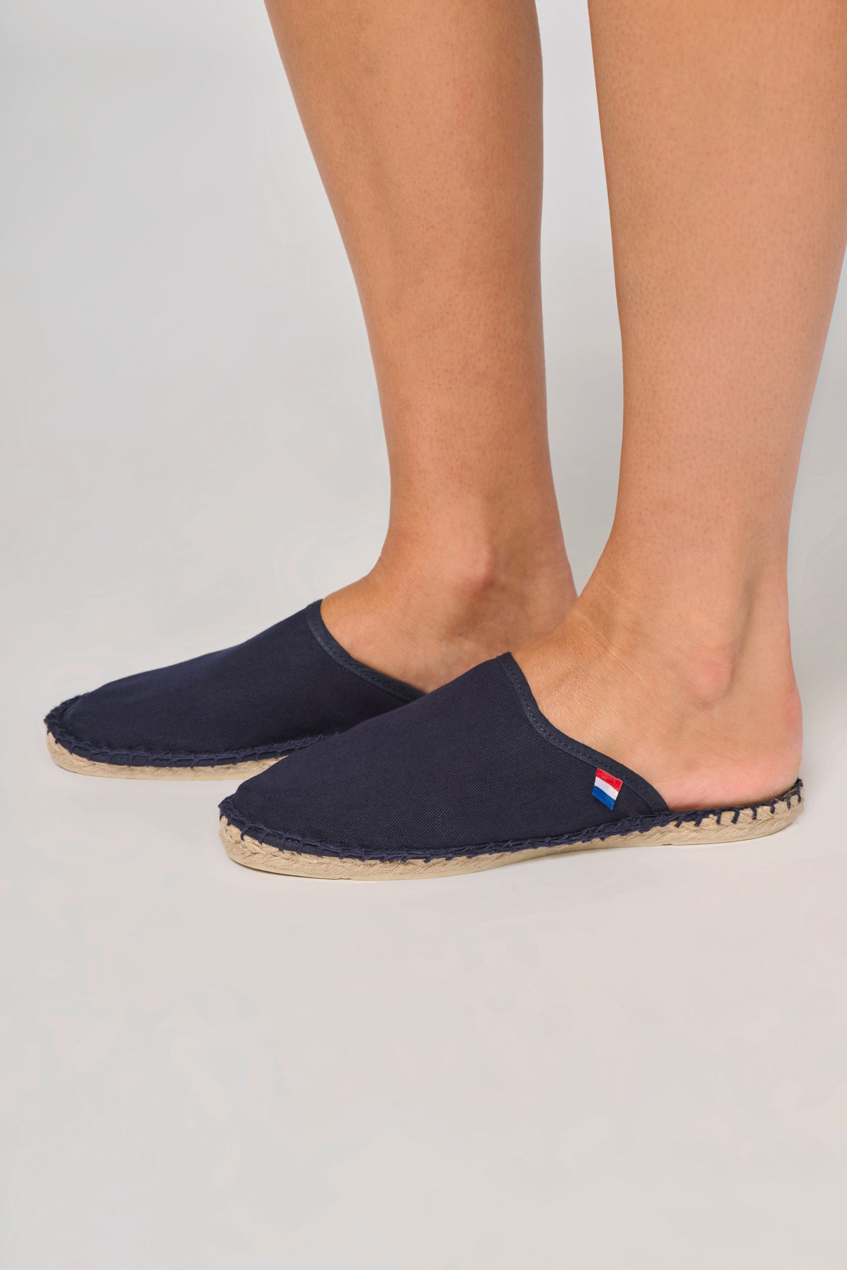Mule im Espadrille-Stil