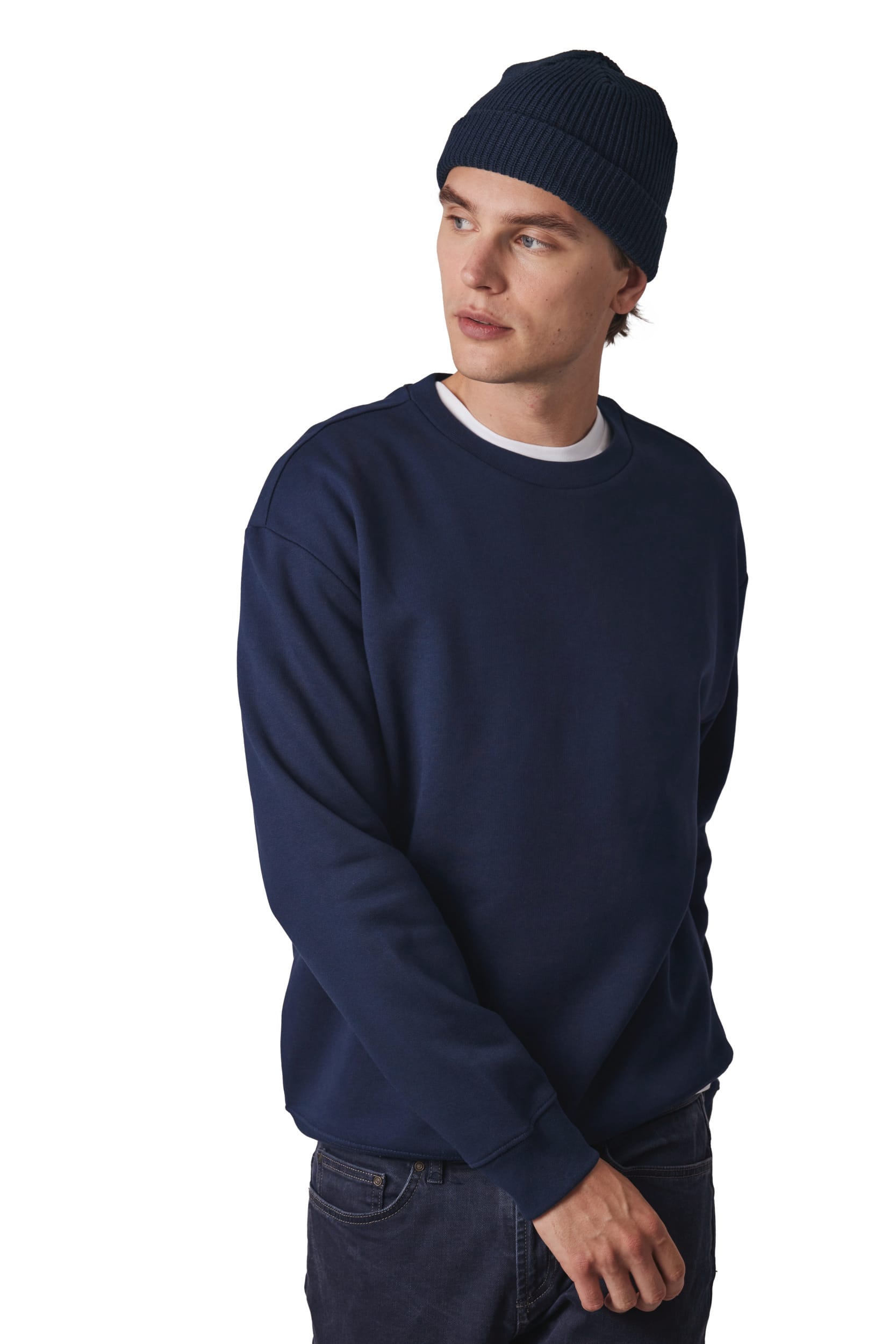 Mütze im Marine-Stil