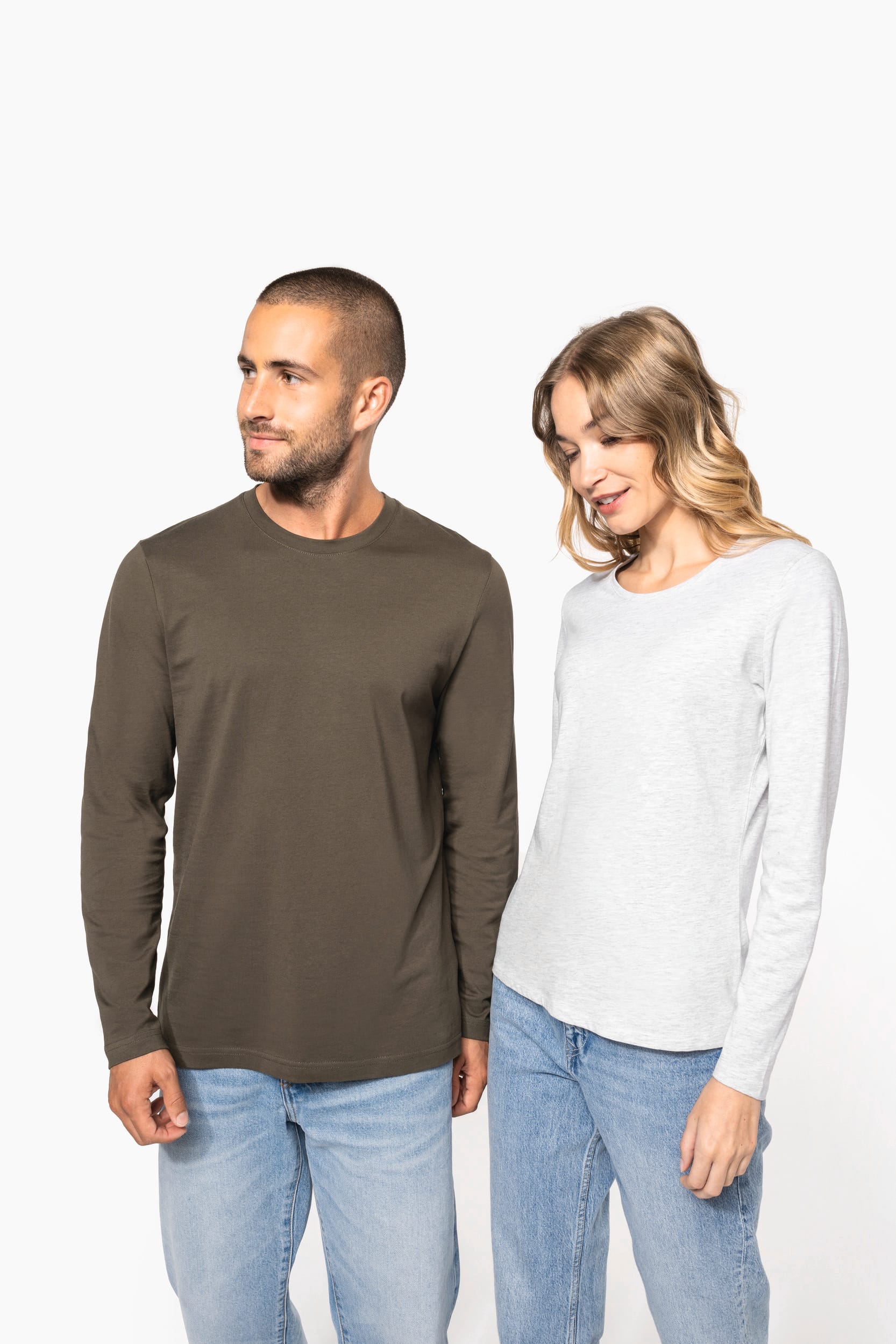 Ladies' long-sleeved crew neck T-shirt