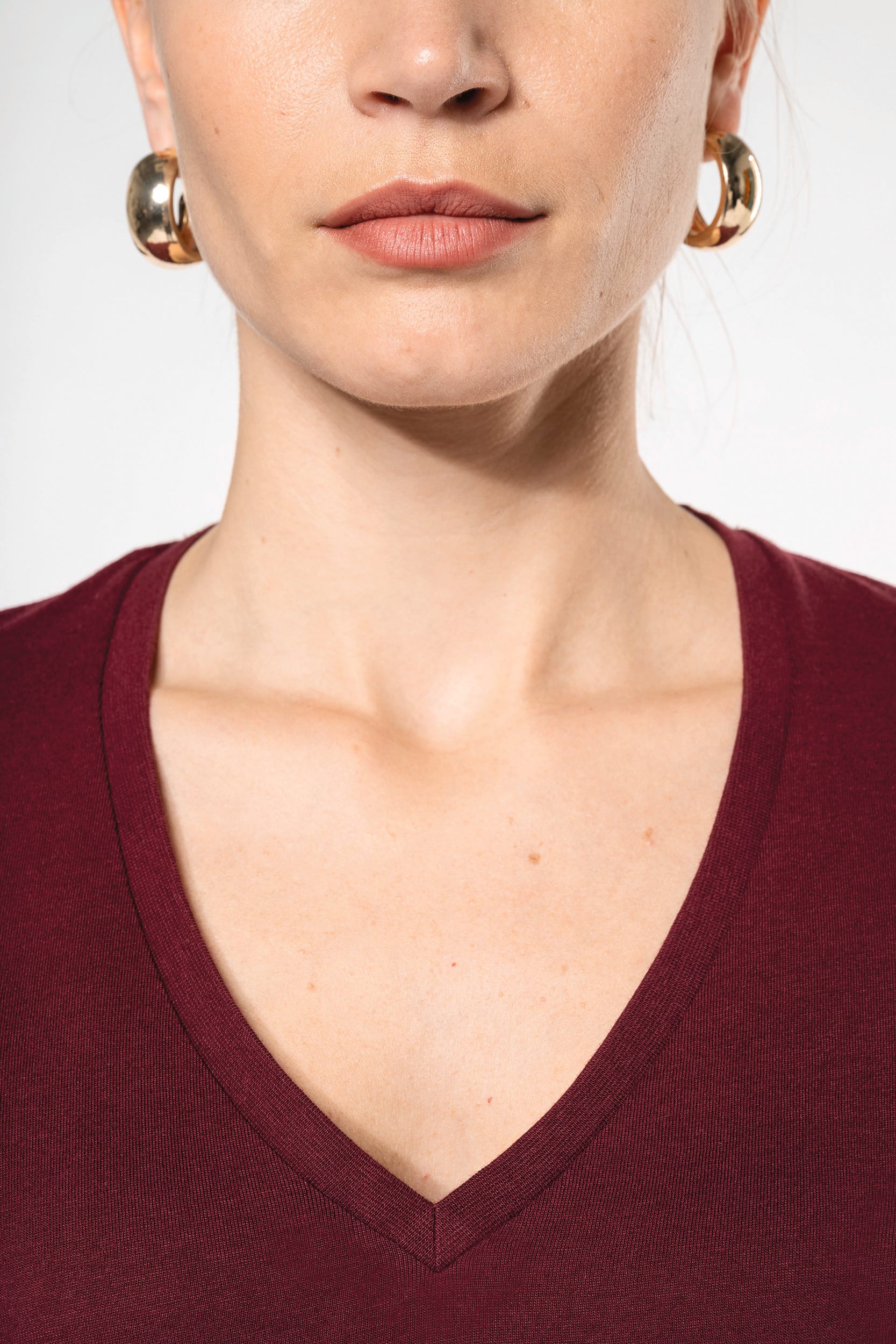 Damen-T-Shirt BIO150 IC mit V-Ausschnitt