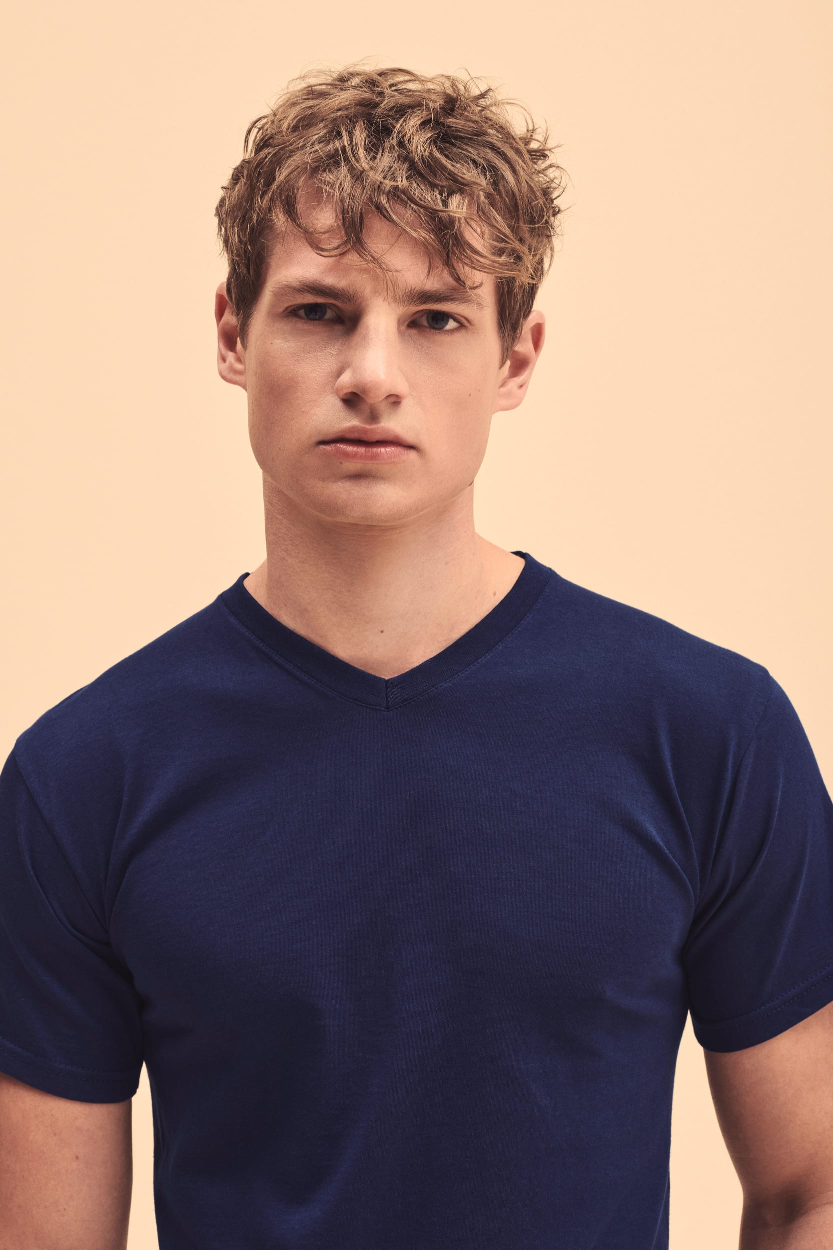 Men's Valueweight V-neck T-shirt (61-066-0)