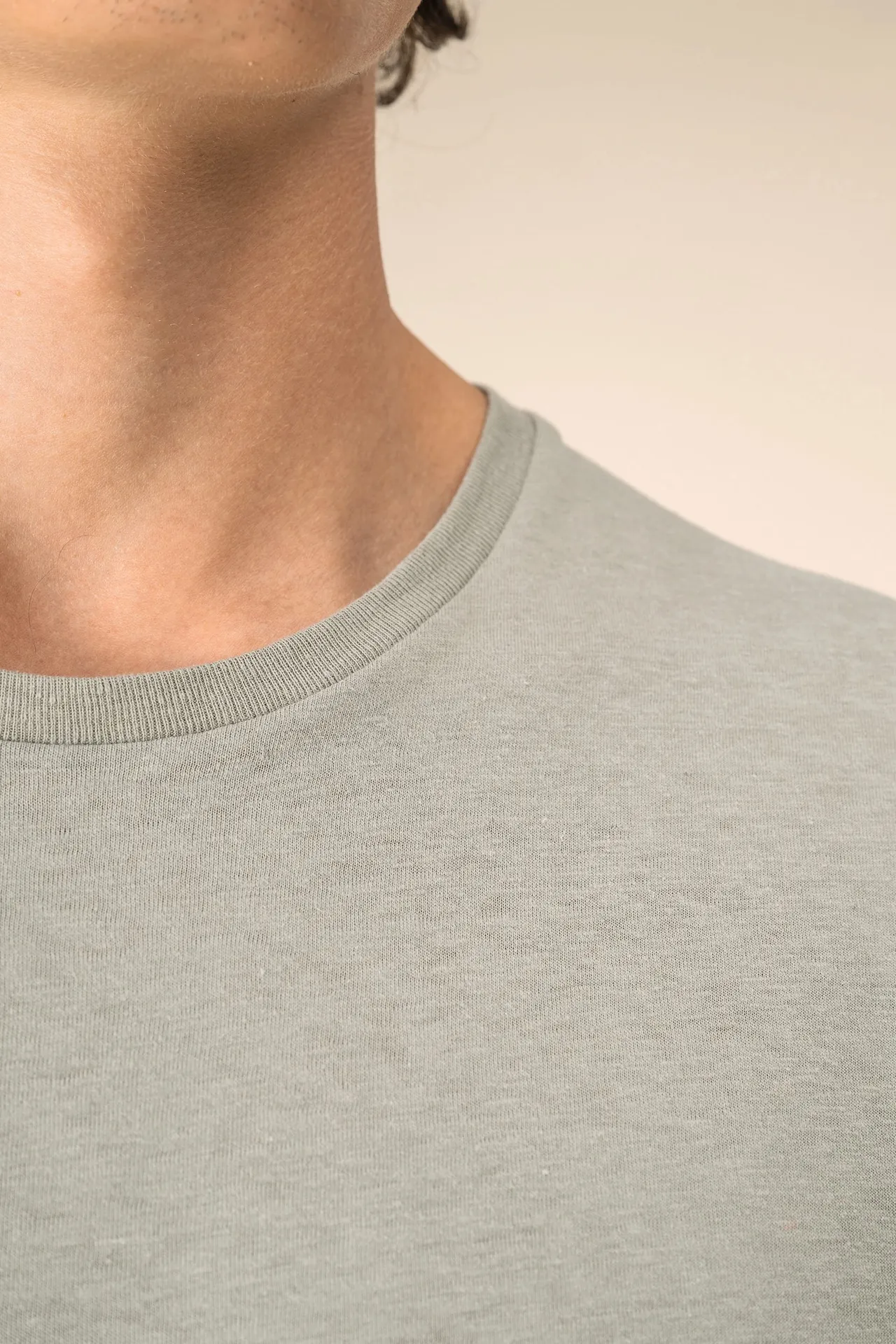 Umweltfreundliches Unisex-T-Shirt aus Biobaumwolle und Leinen