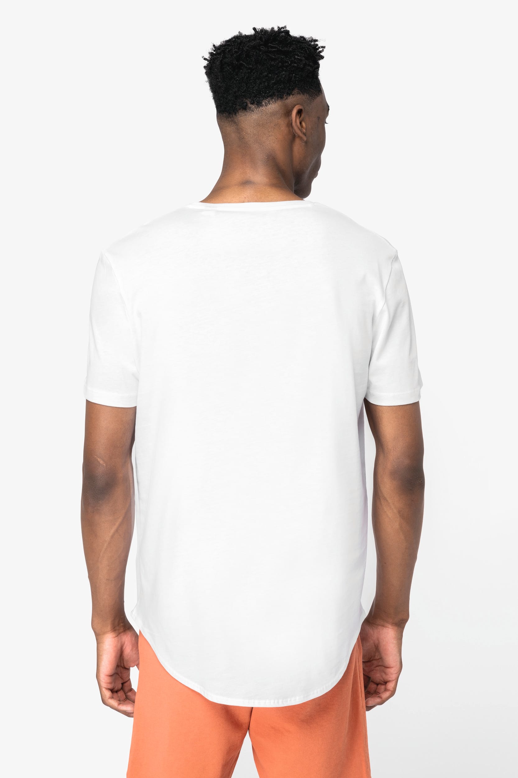 Herren-T-Shirt mit abgerundetem Saum