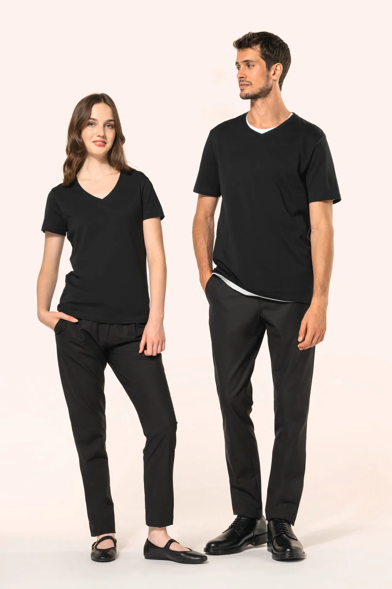 Supima® Damen-T-Shirt mit V-Ausschnitt und kurzen Ärmeln