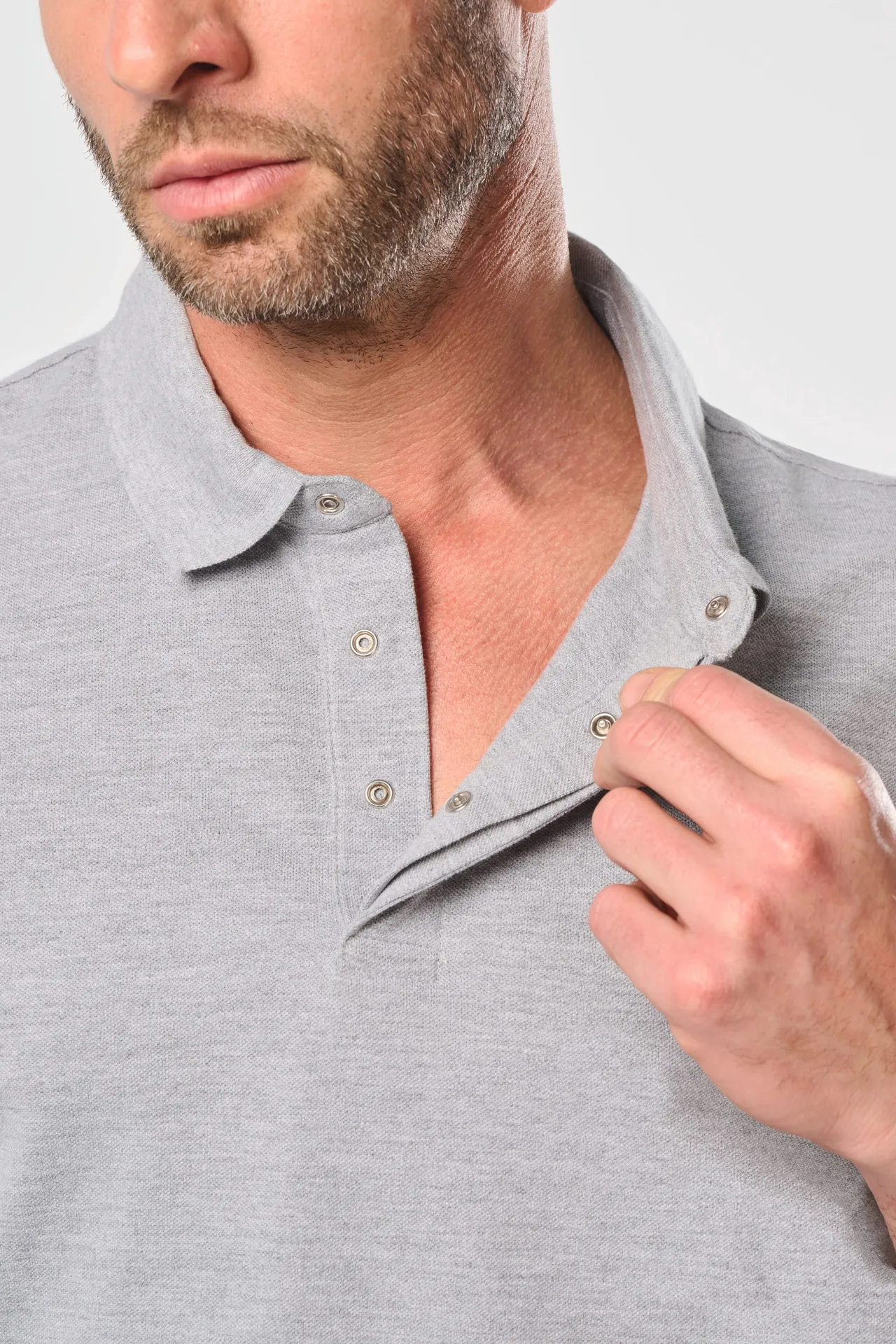 Kurzarm-Polohemd für Herren mit Druckknopfleiste am Kragen