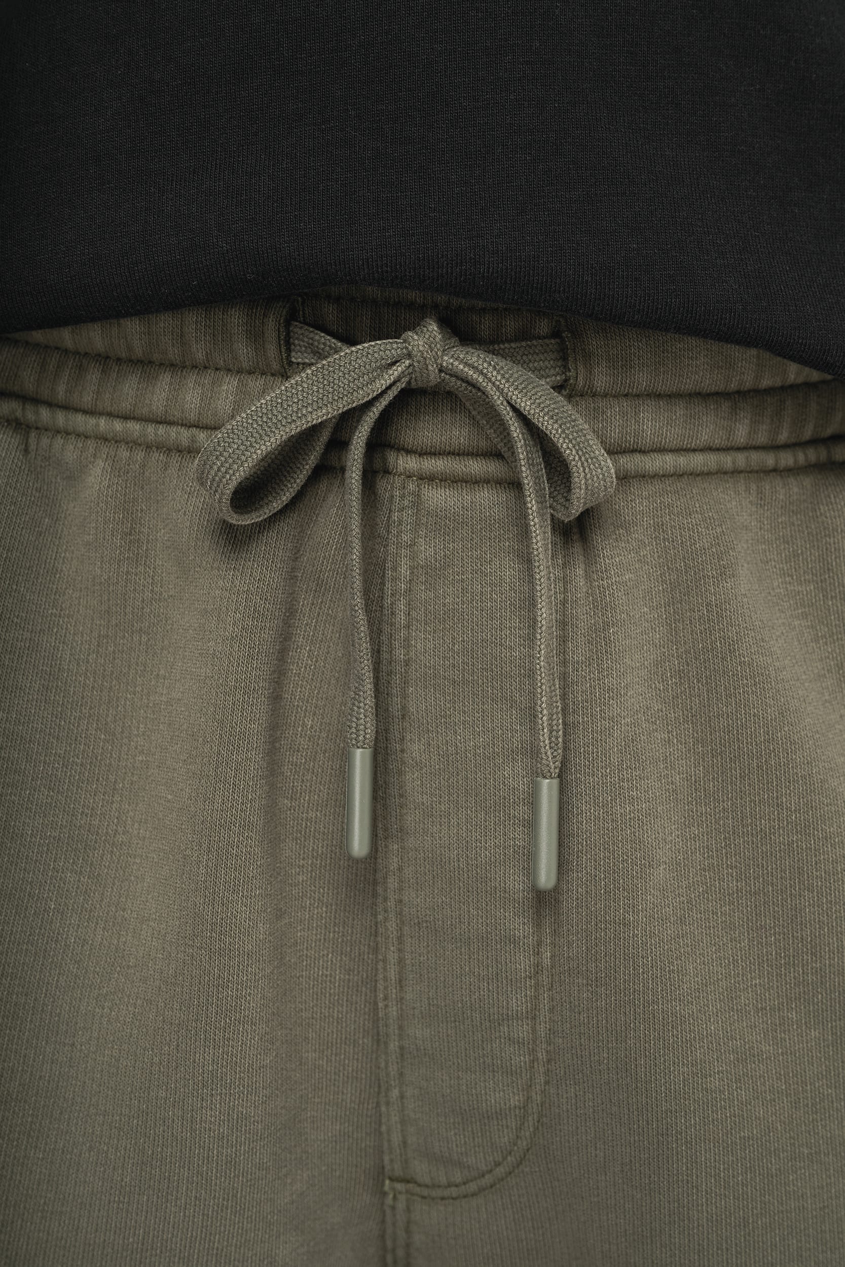 Umweltfreundliche ausgewaschene French Terry Cargo-Shorts für Herren