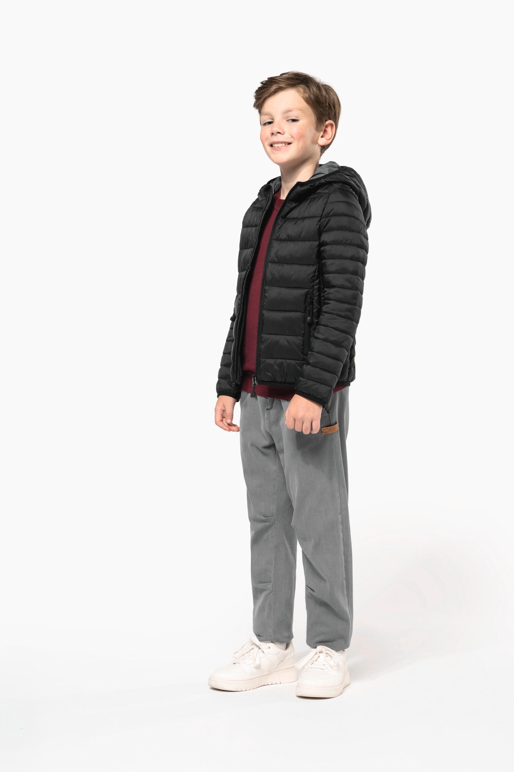 Leichte Steppjacke mit Kapuze