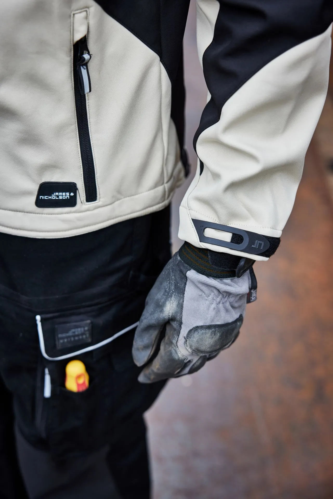 James & Nicholson JN844 – Robuste Softshell Arbeitsjacke