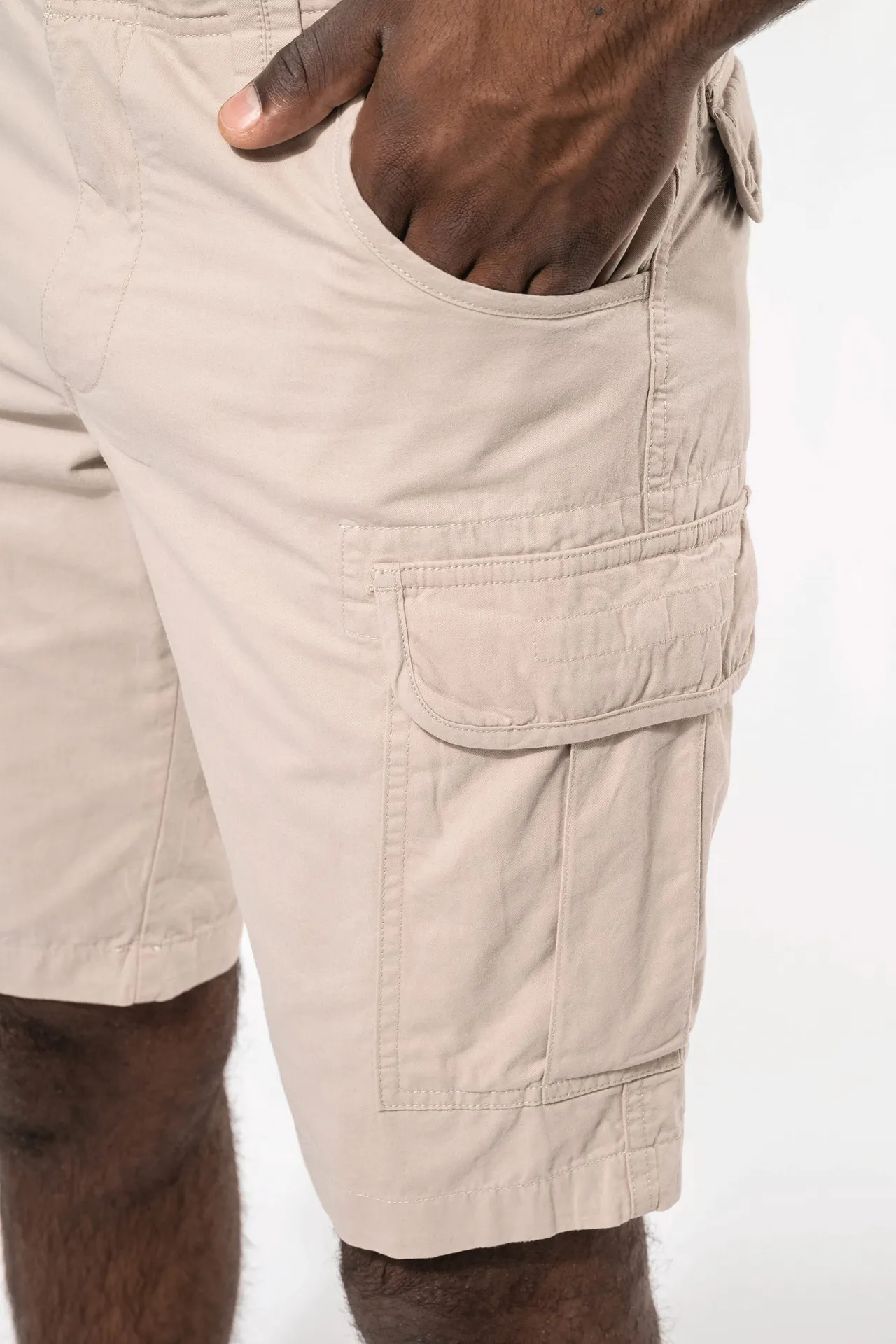 Multi pocket Bermuda shorts