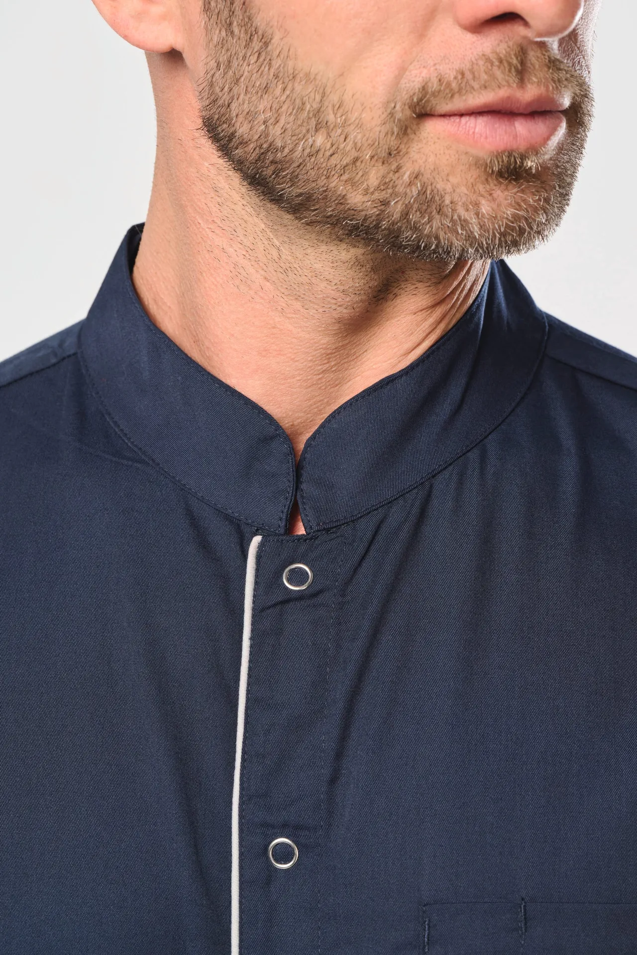 Herrenkittel aus Baumwollpolyester mit Druckknöpfen