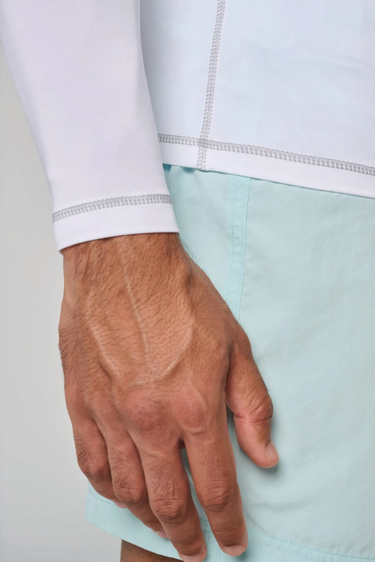 Herren-Funktionsshirt mit langen Ärmeln und UV-Schutz