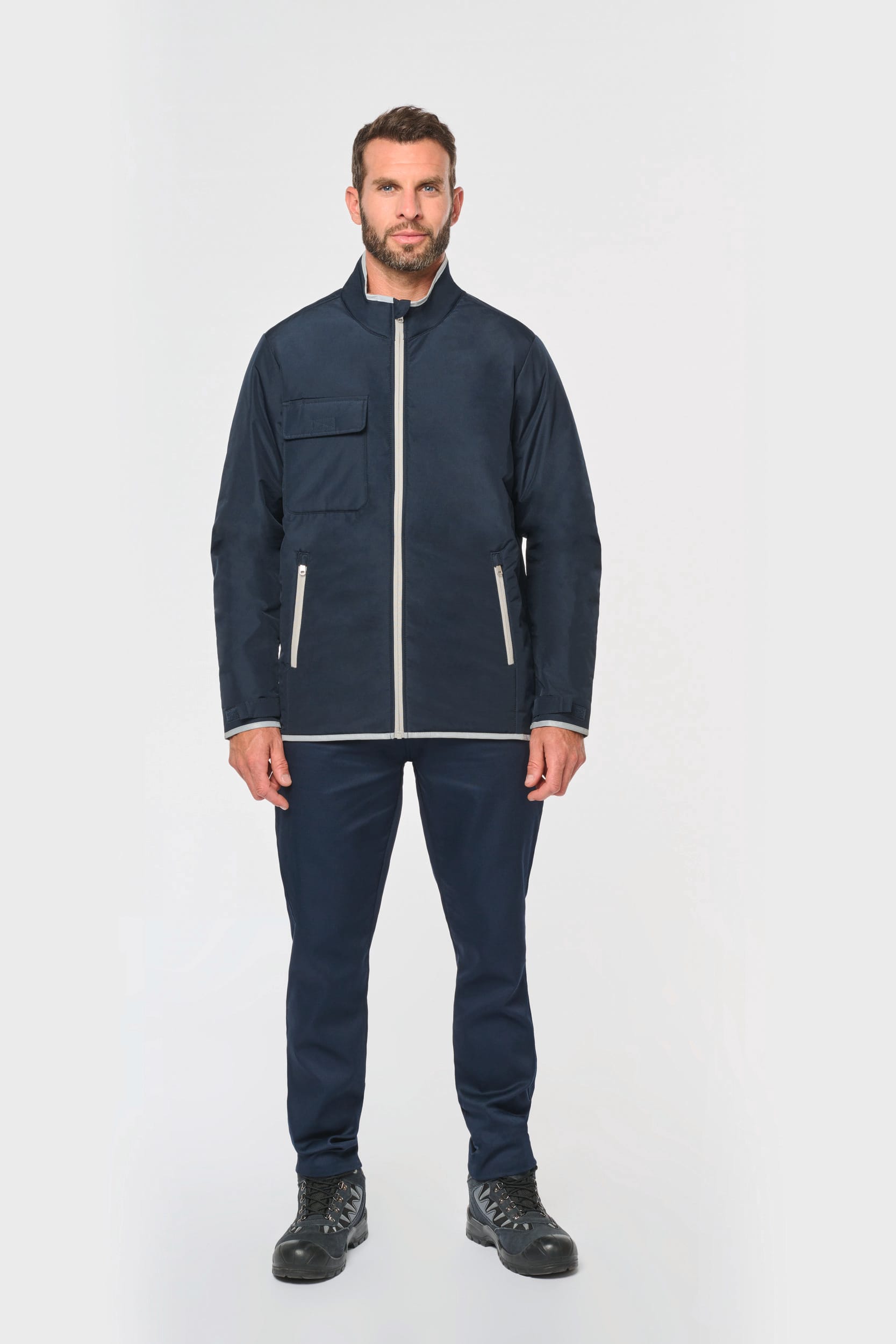 4-Lagige Jacke mit Wärmeisolierung 4-Lagige Jacke mit Wärmeisolierung
