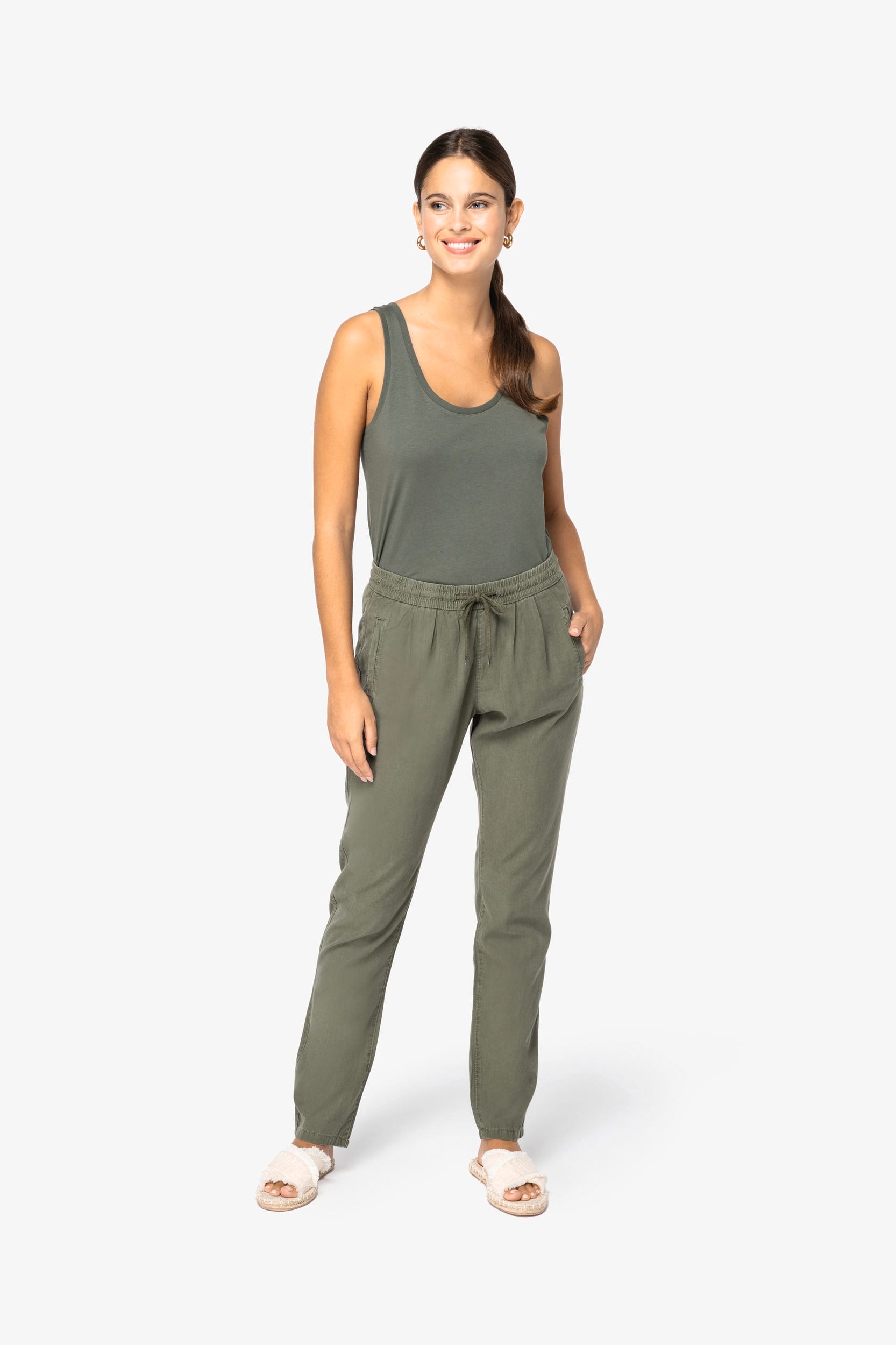 Umweltfreundliche ausgewaschene Damenhose aus Lyocell