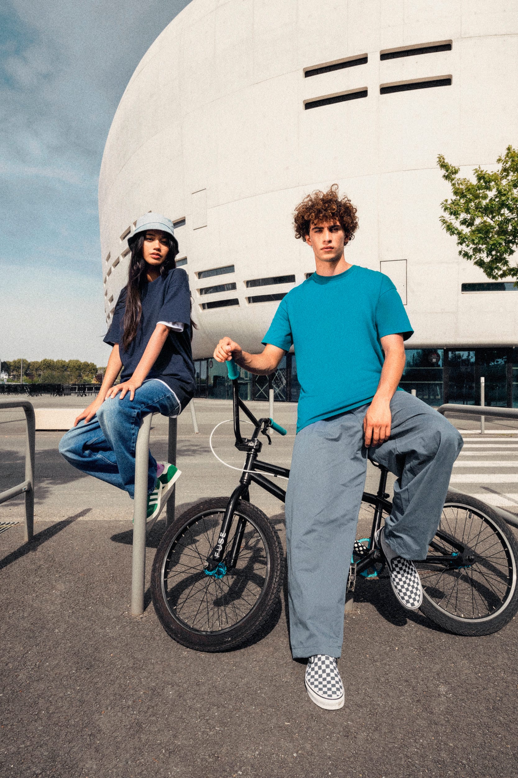 Umweltfreundliches Unisex T-Shirt mit hängenden Schultern