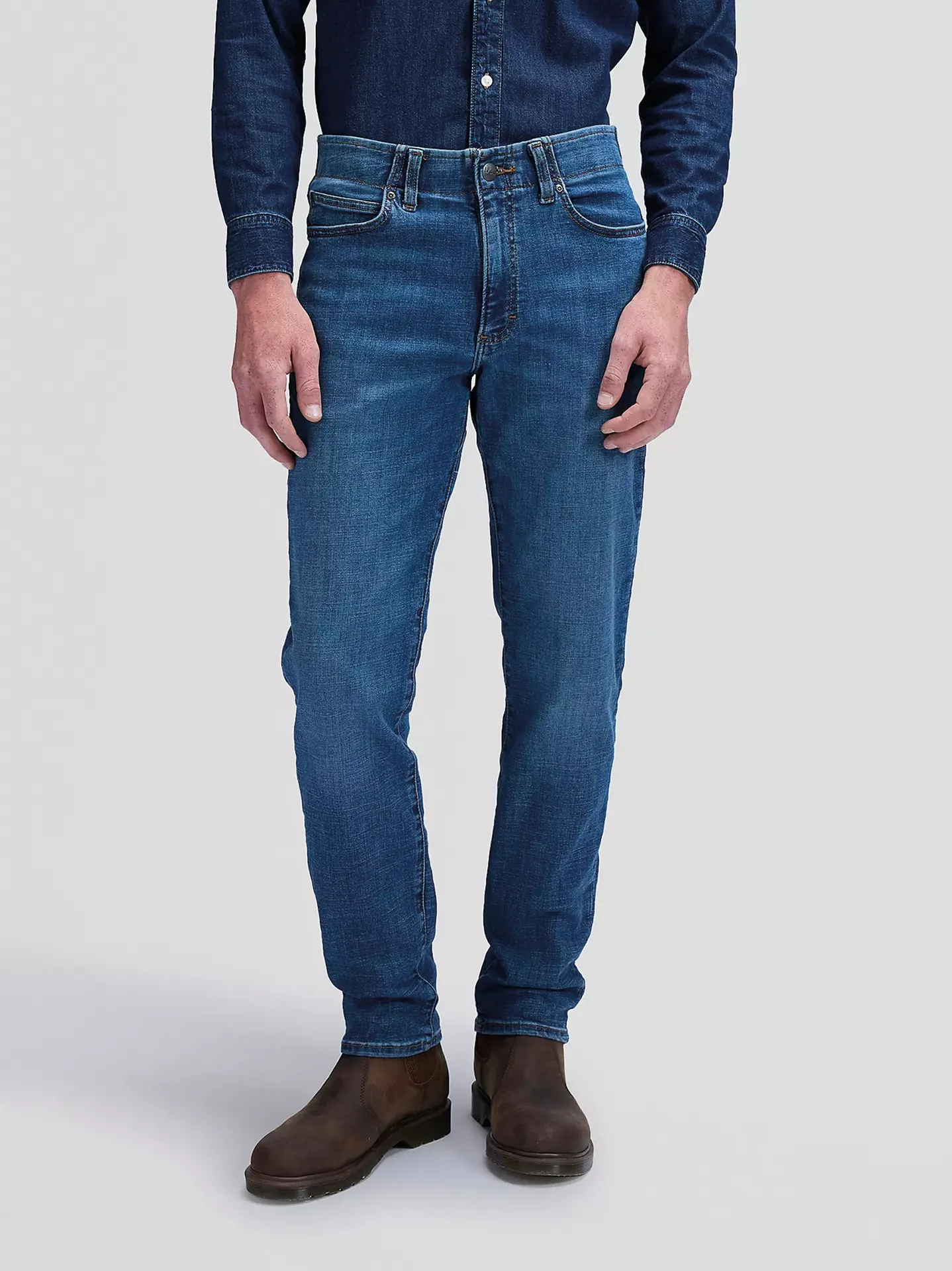 Extreme Motion Slim Fit Jeans