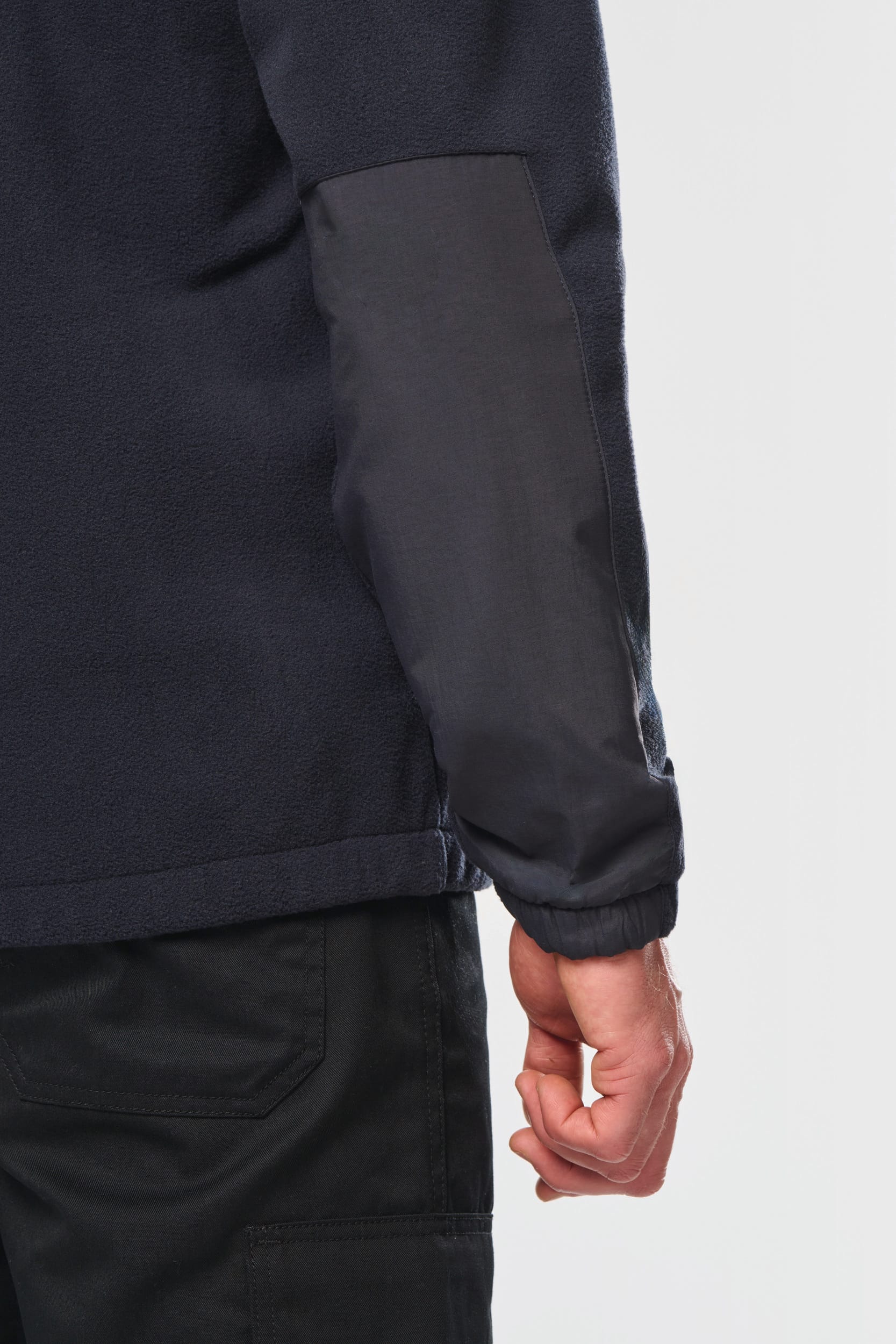 Fleecejacke mit abnehmbaren Ärmeln Fleecejacke mit abnehmbaren Ärmeln