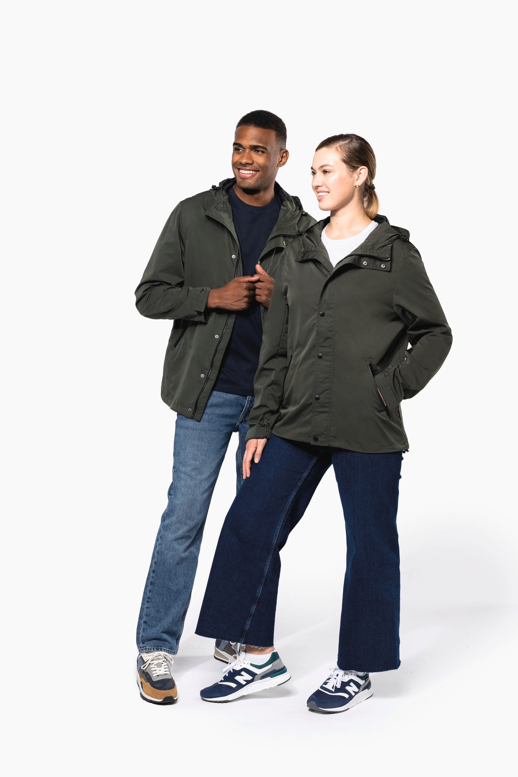 Leichte Kapuzenjacke