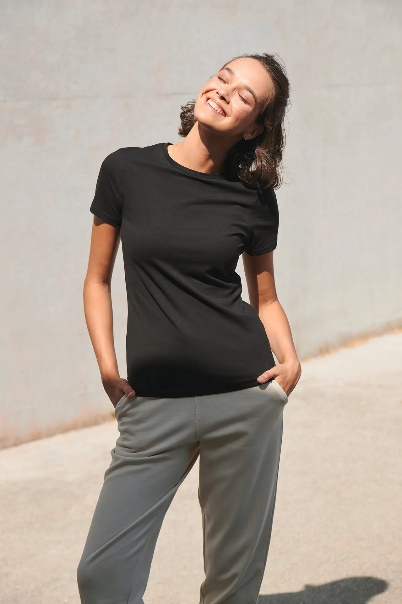 Women's Feel Good Stretch Crew Neck T-Shirt