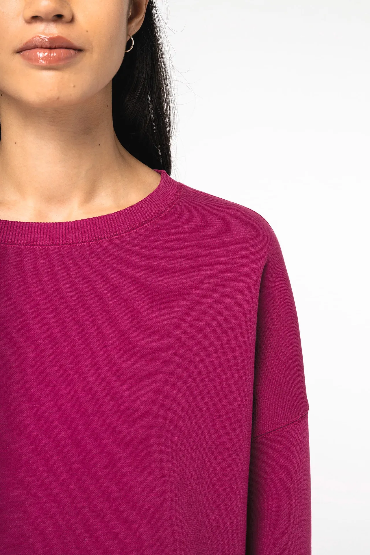 Umweltfreundliches cropped Oversize Damen Sweatshirt mit Rundhalsausschnitt