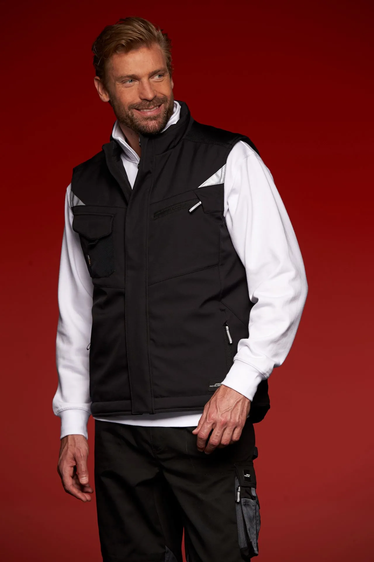 James & Nicholson JN825 – Robuste Winter Softshell-Arbeitsweste mit CORDURA®