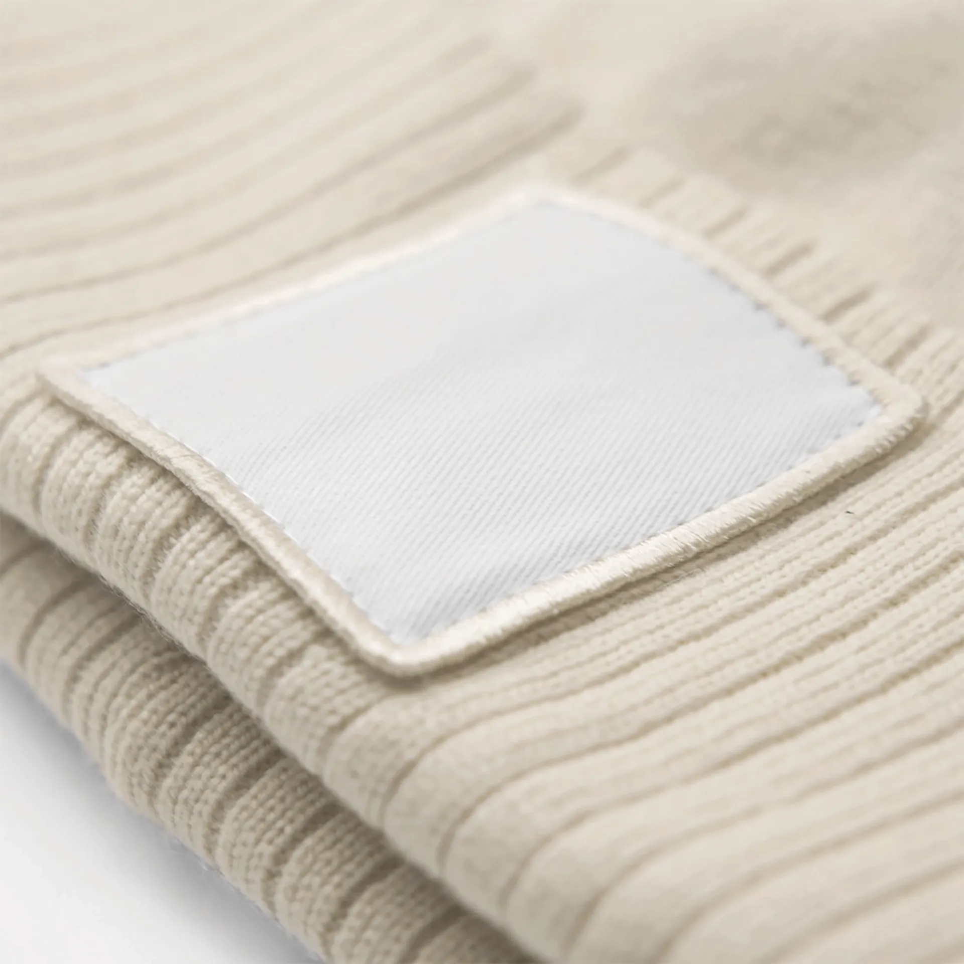 Mütze mit aufgesetztem Patch