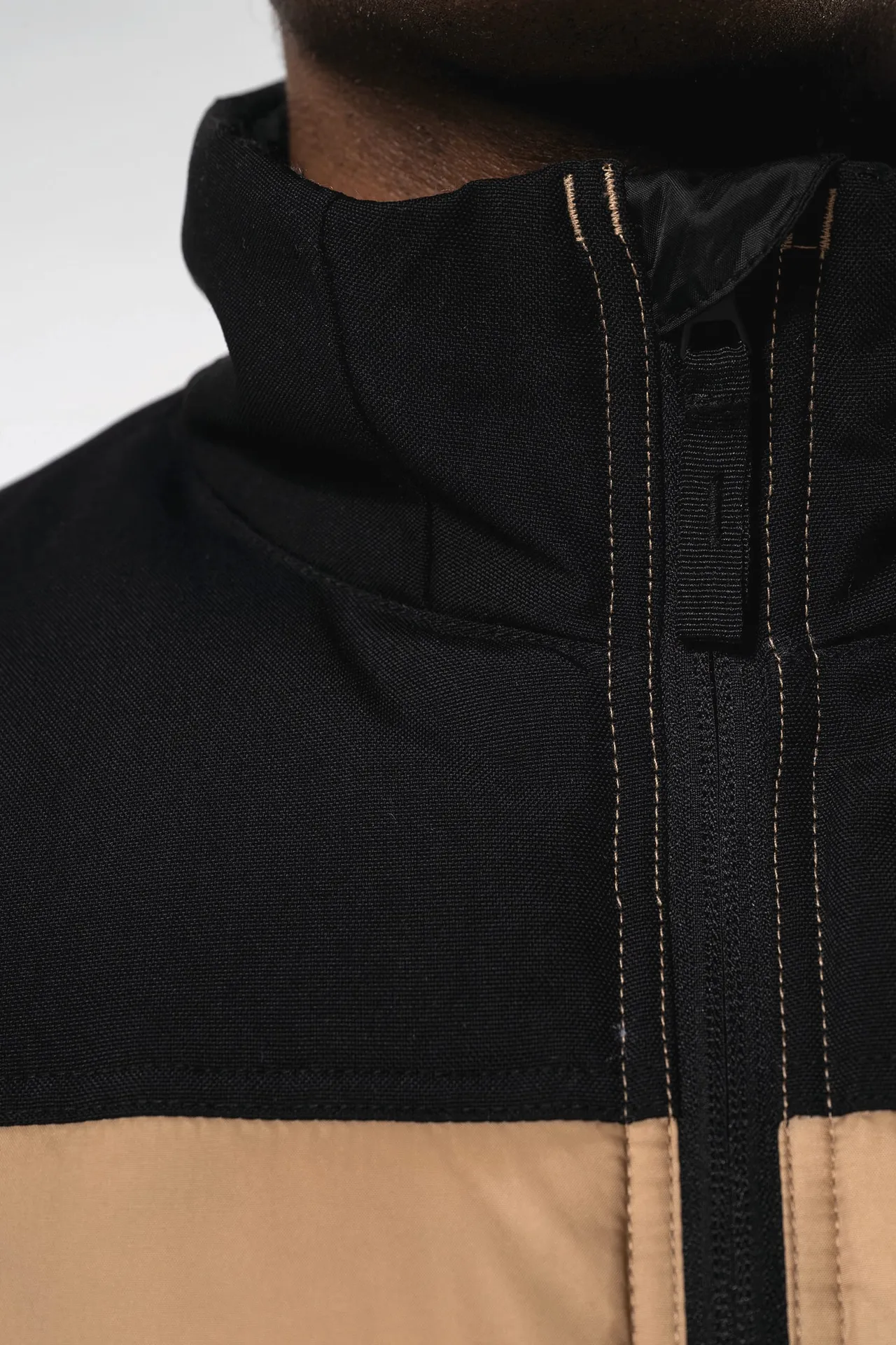 Gesteppter Unisex-Bodywarmer in zwei Farbtönen