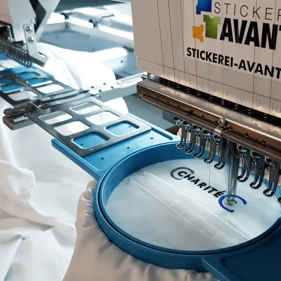 Stickerei_600x600px-compressor