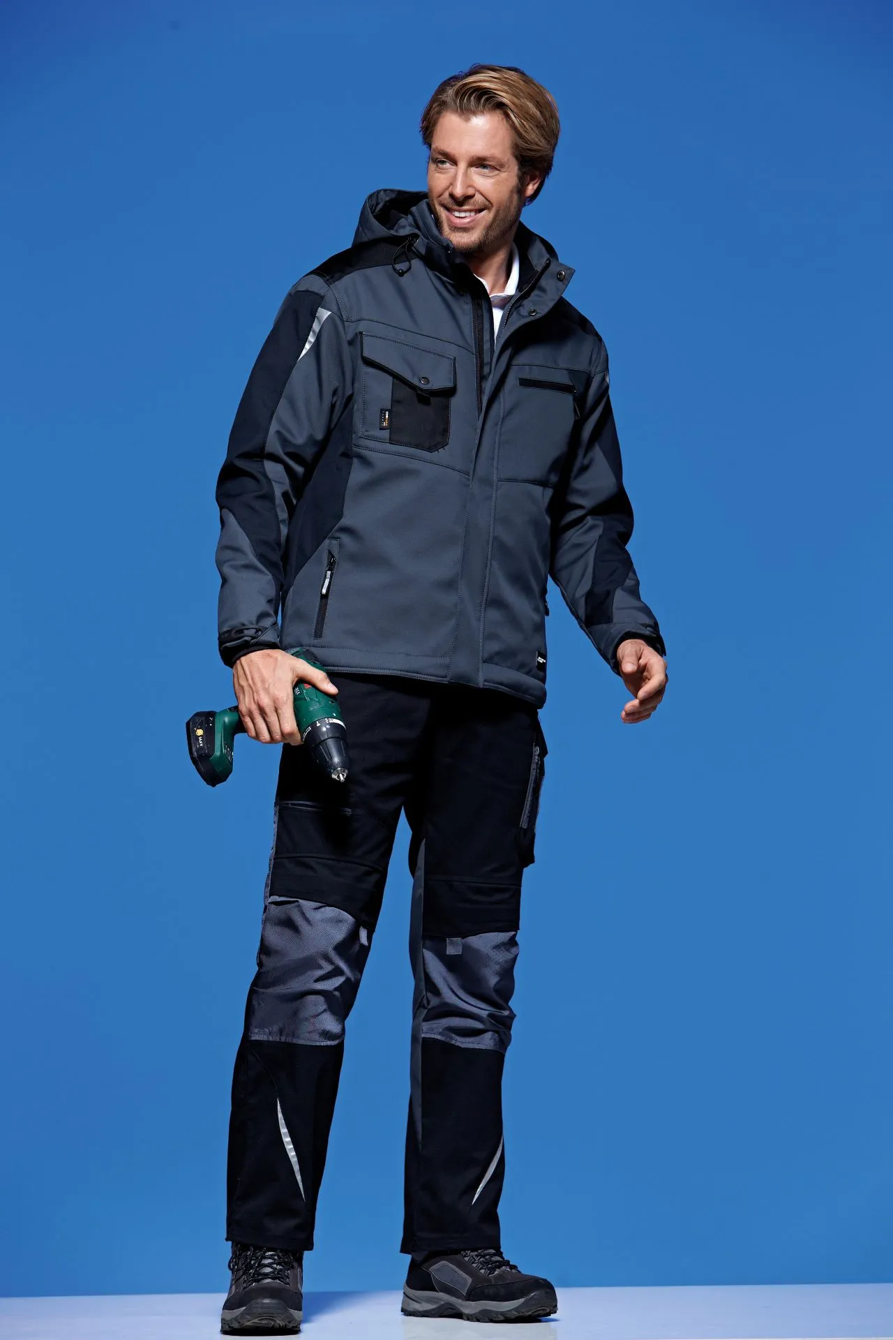 James & Nicholson JN824 – Robuste Winter Softshelljacke mit CORDURA® & Futter