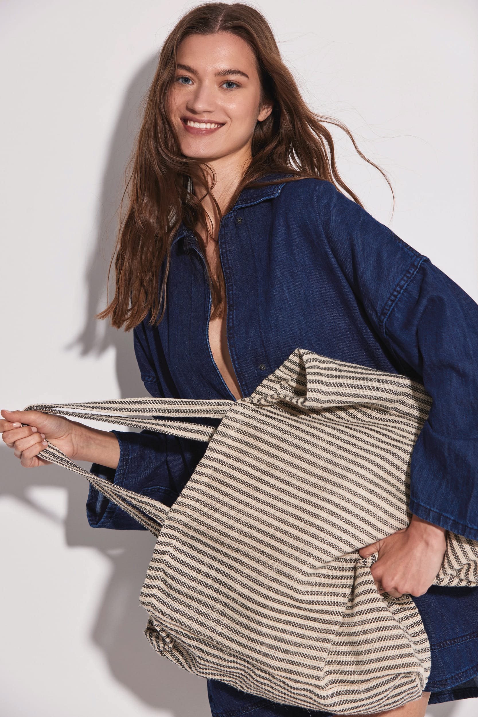 Gestreifte Shoppingtasche aus Juco
