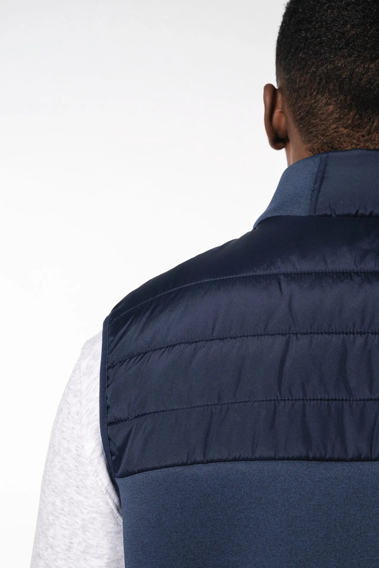 Bodywarmer aus zwei Materialien für Herren