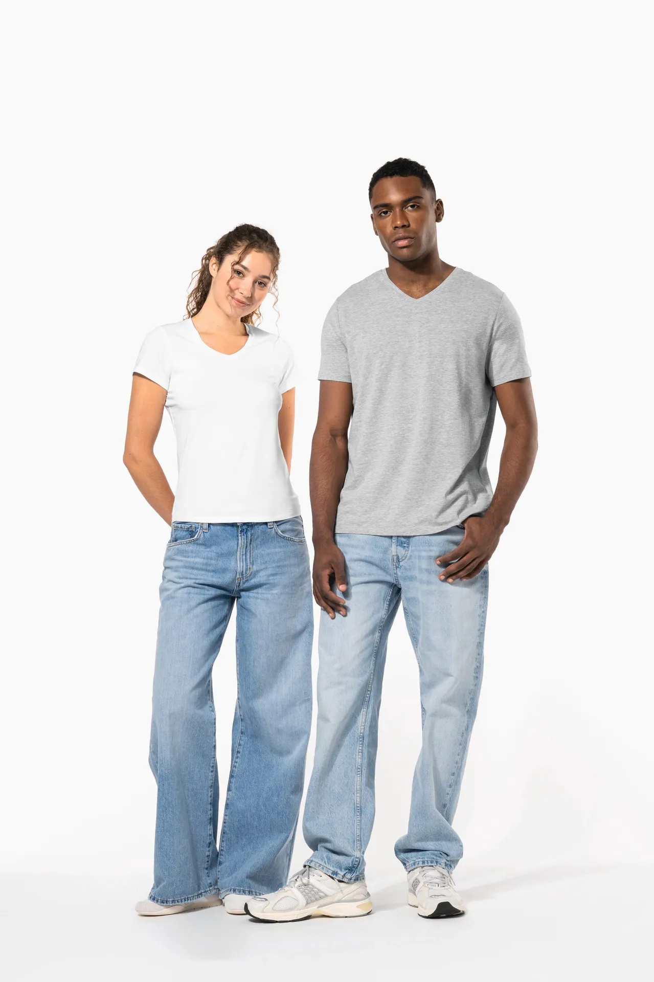 Kurzarm-T-Shirt mit V-Ausschnitt