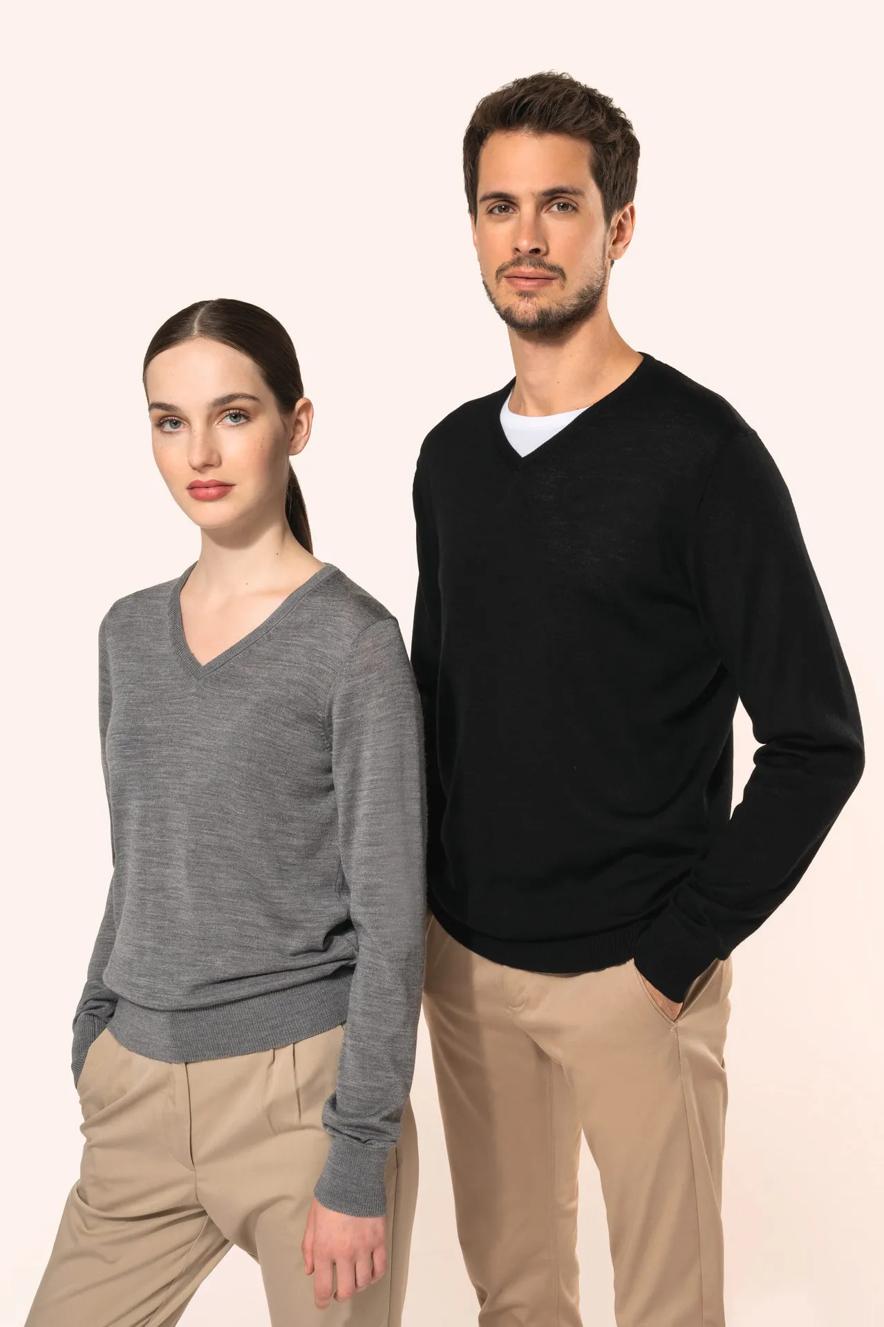 Merino-Damenpullover mit V-Ausschnitt