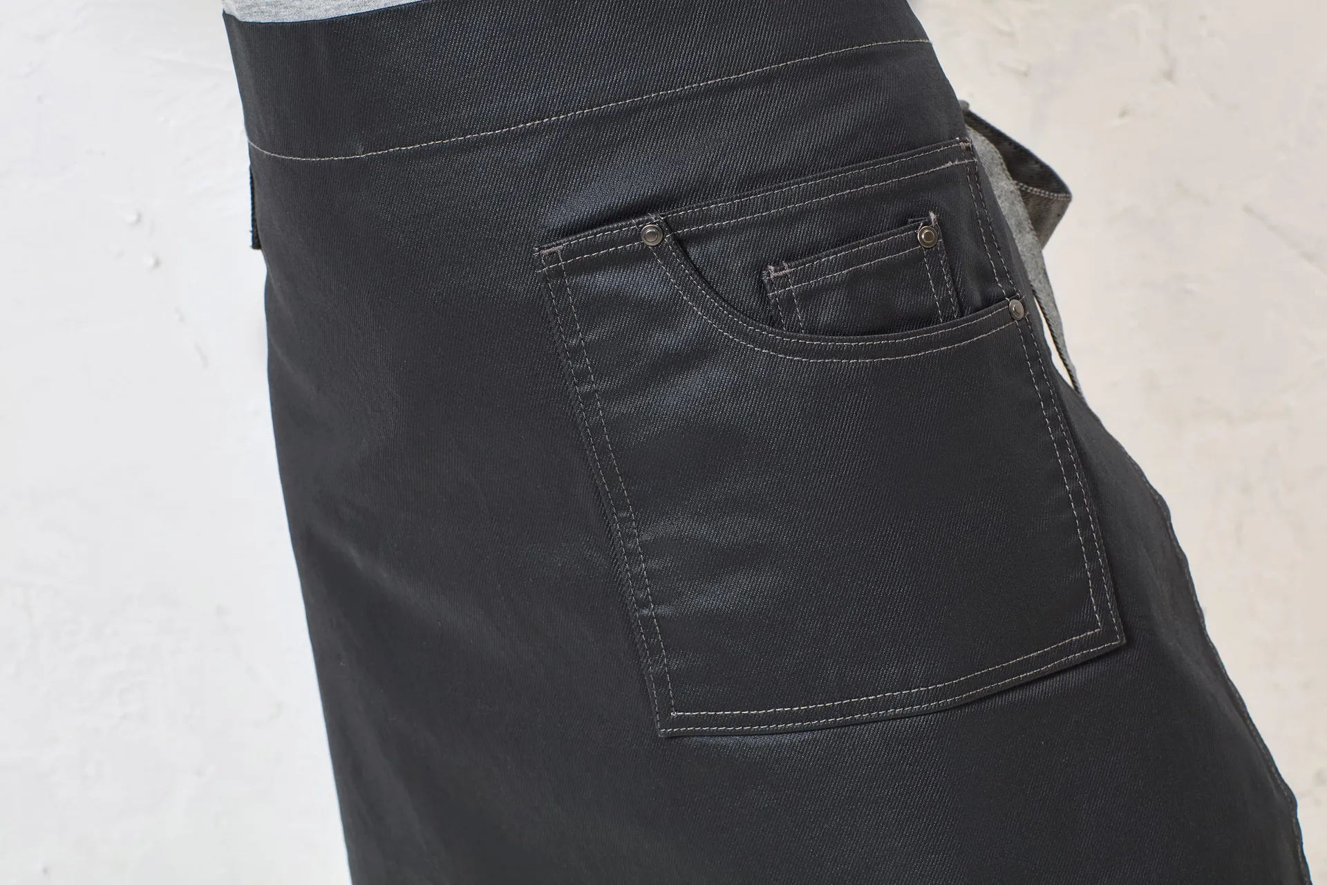 Division - Waxed look denim waist apron