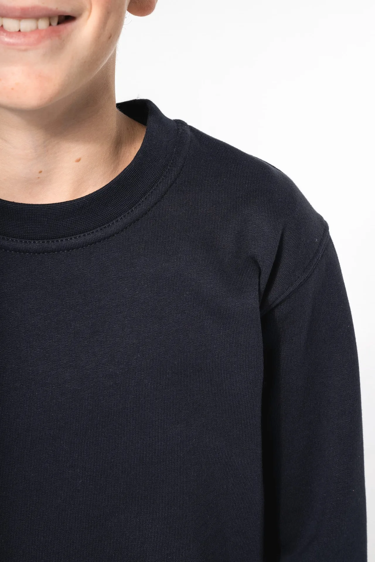 Recyceltes Kinder-Sweatshirt mit Rundhalsausschnitt
