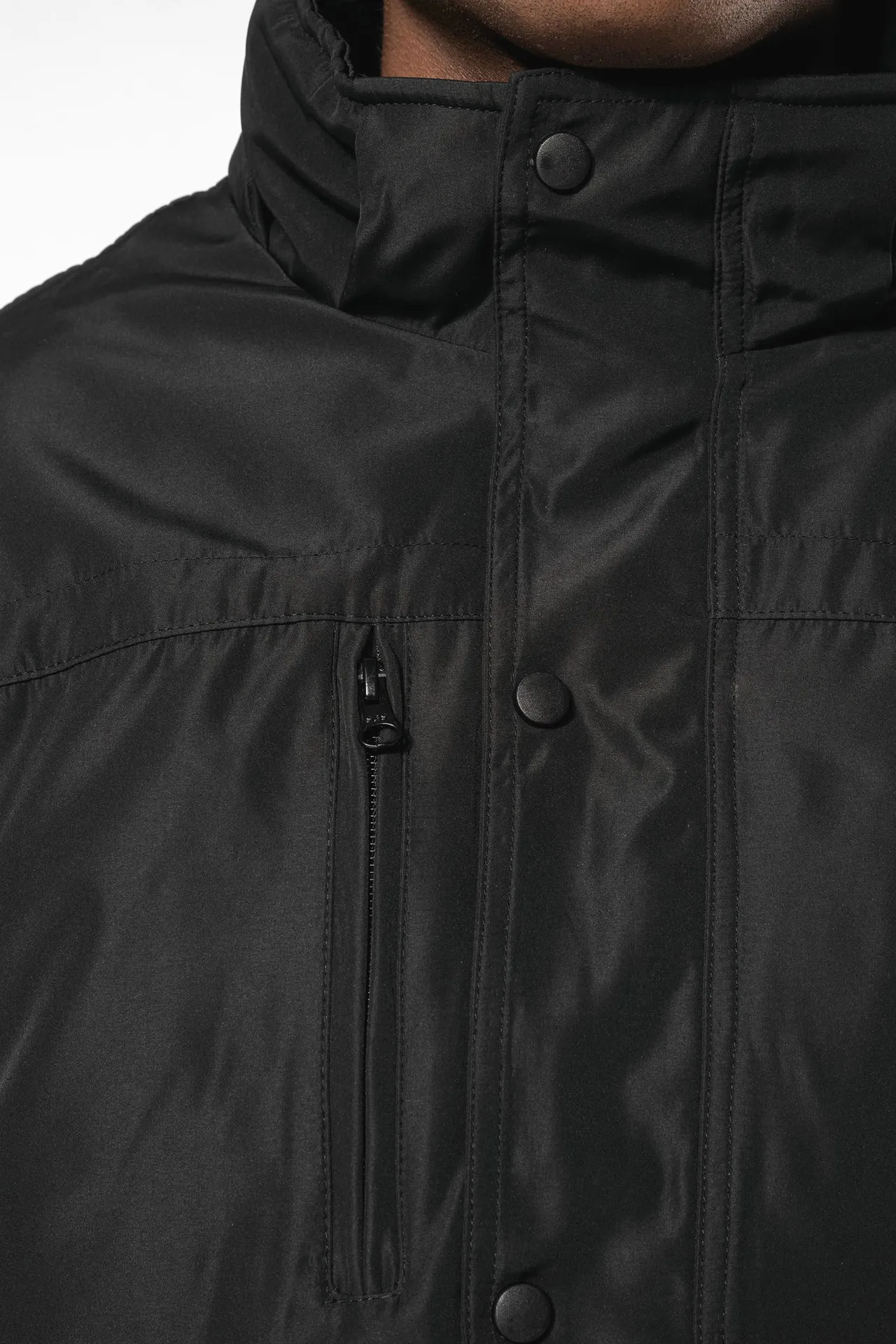 Parka mit abnehmbarer Kapuze