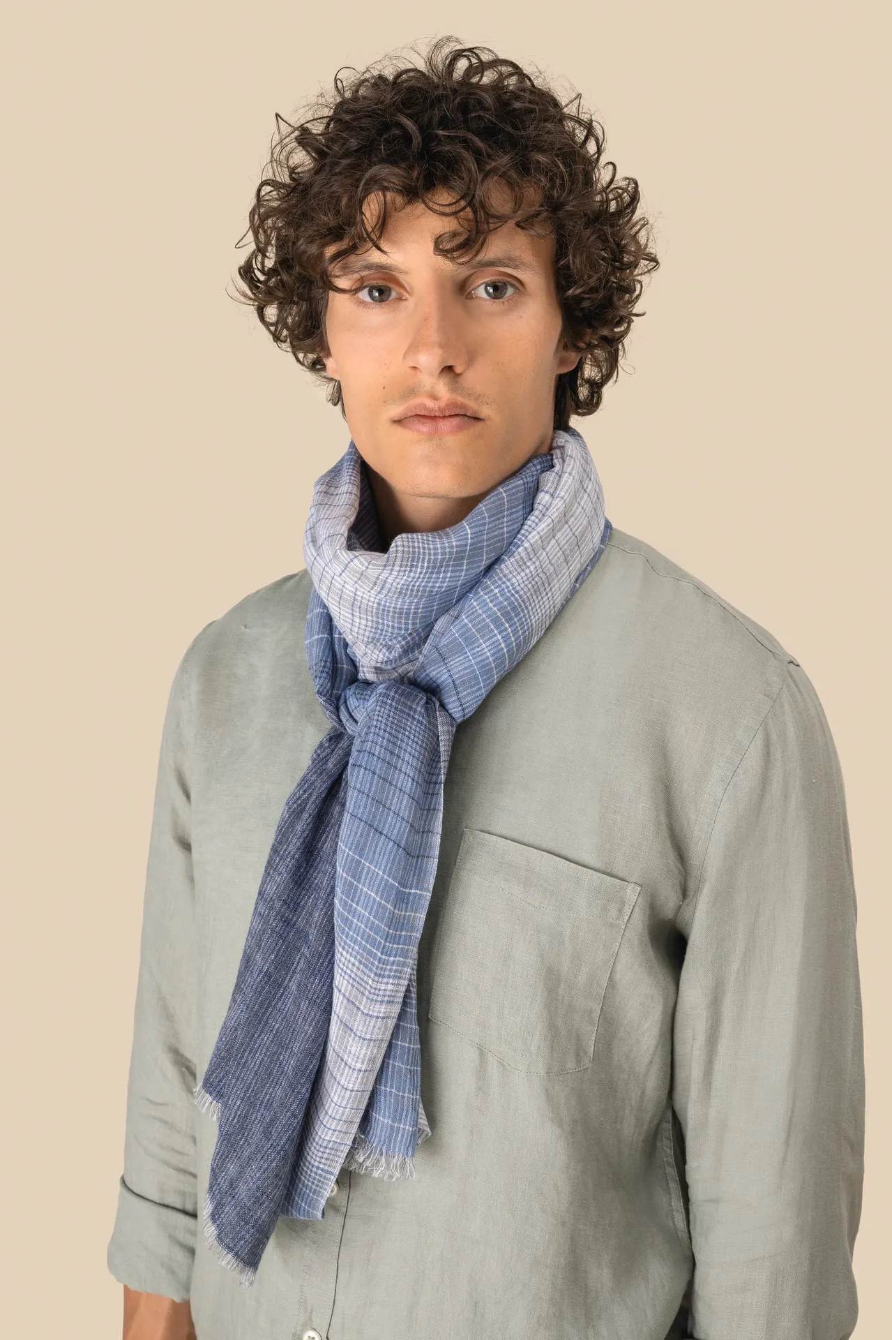 Gestreiftes Unisex-Schal