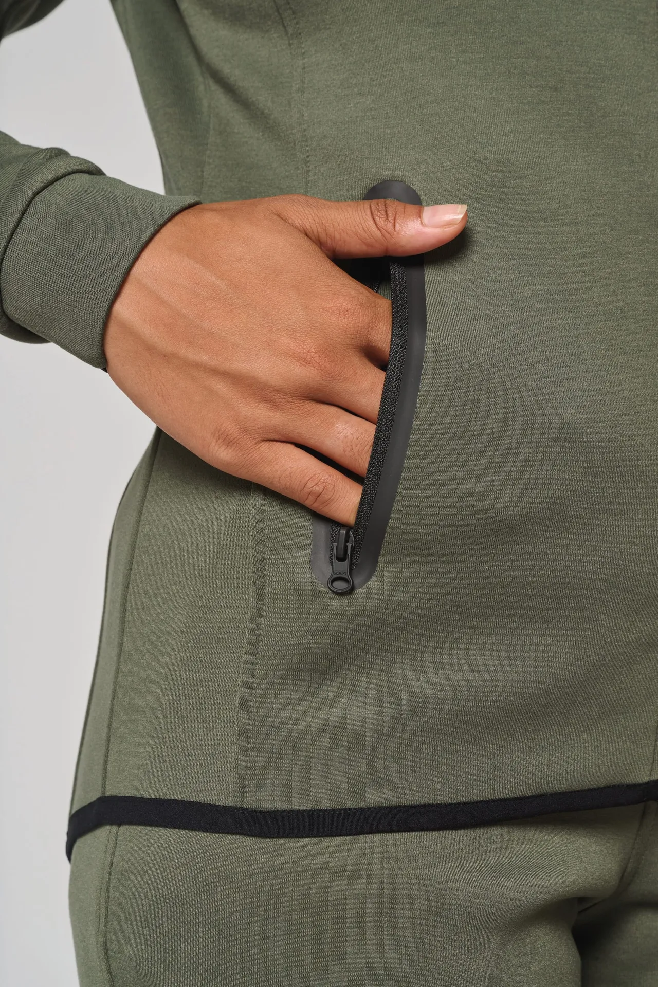 Damen-Funktions- performance Kapuzenjacke