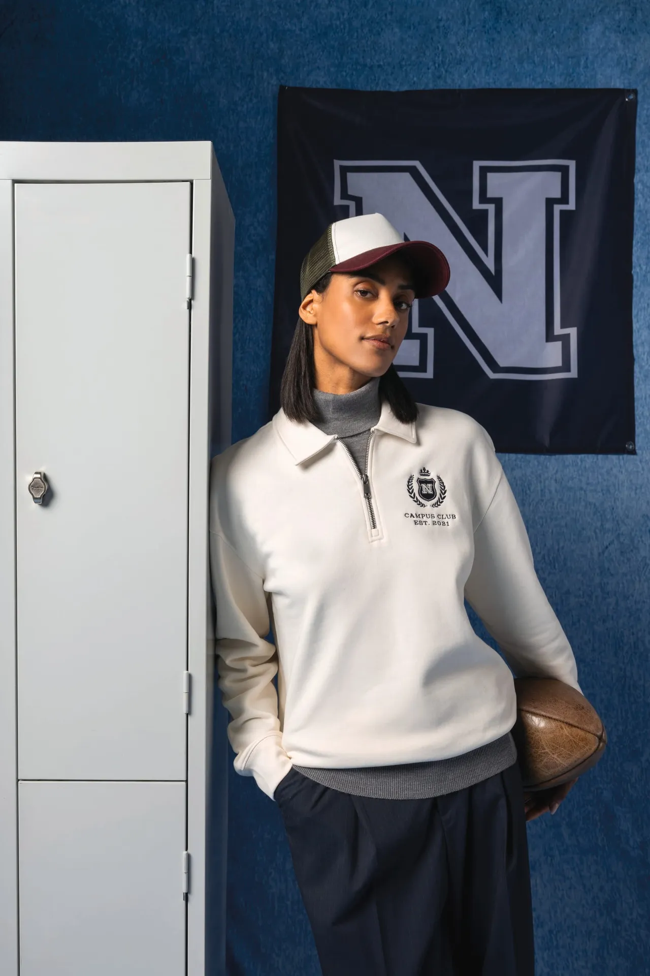 Umweltfreundliches Unisex-Sweatshirt mit Reißverschluss, Polokragen und überschnittenen Schultern