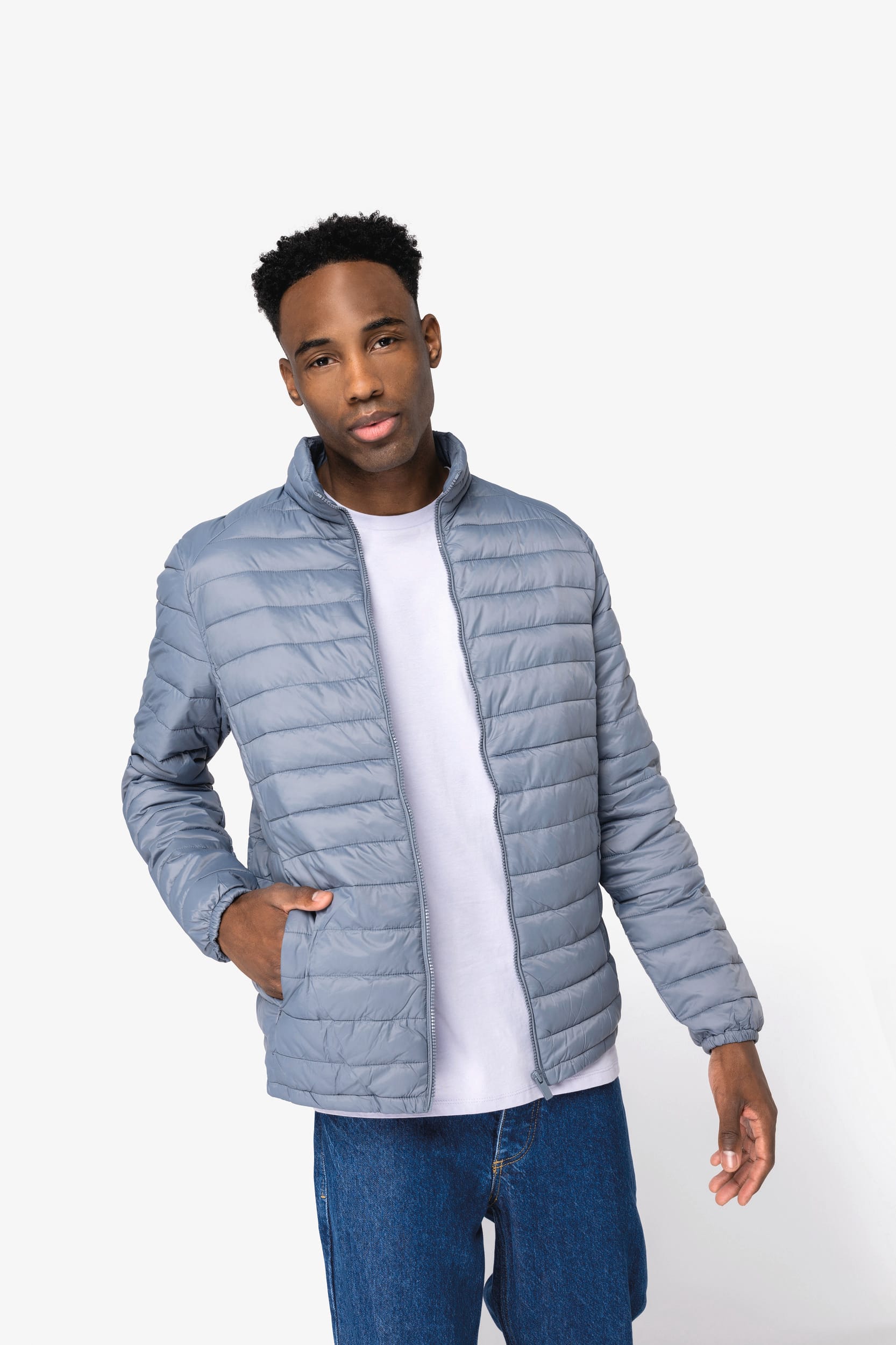 Leichte, umweltfreundliche Herren-Steppjacke Leichte, umweltfreundliche Herren-Steppjacke