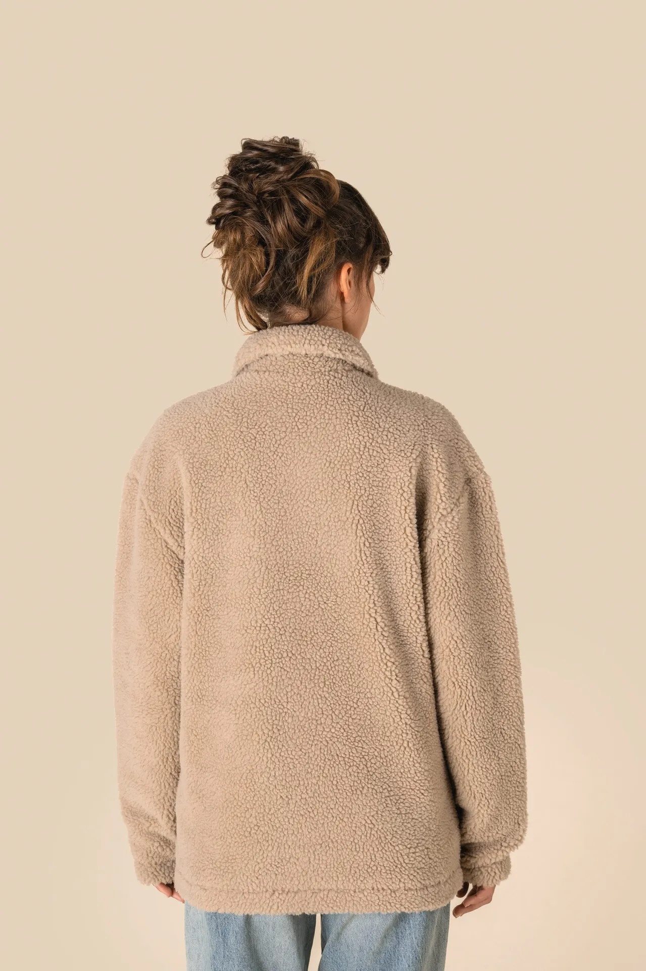 Unisex-Überhemd aus Sherpa mit überschnittenen Schultern