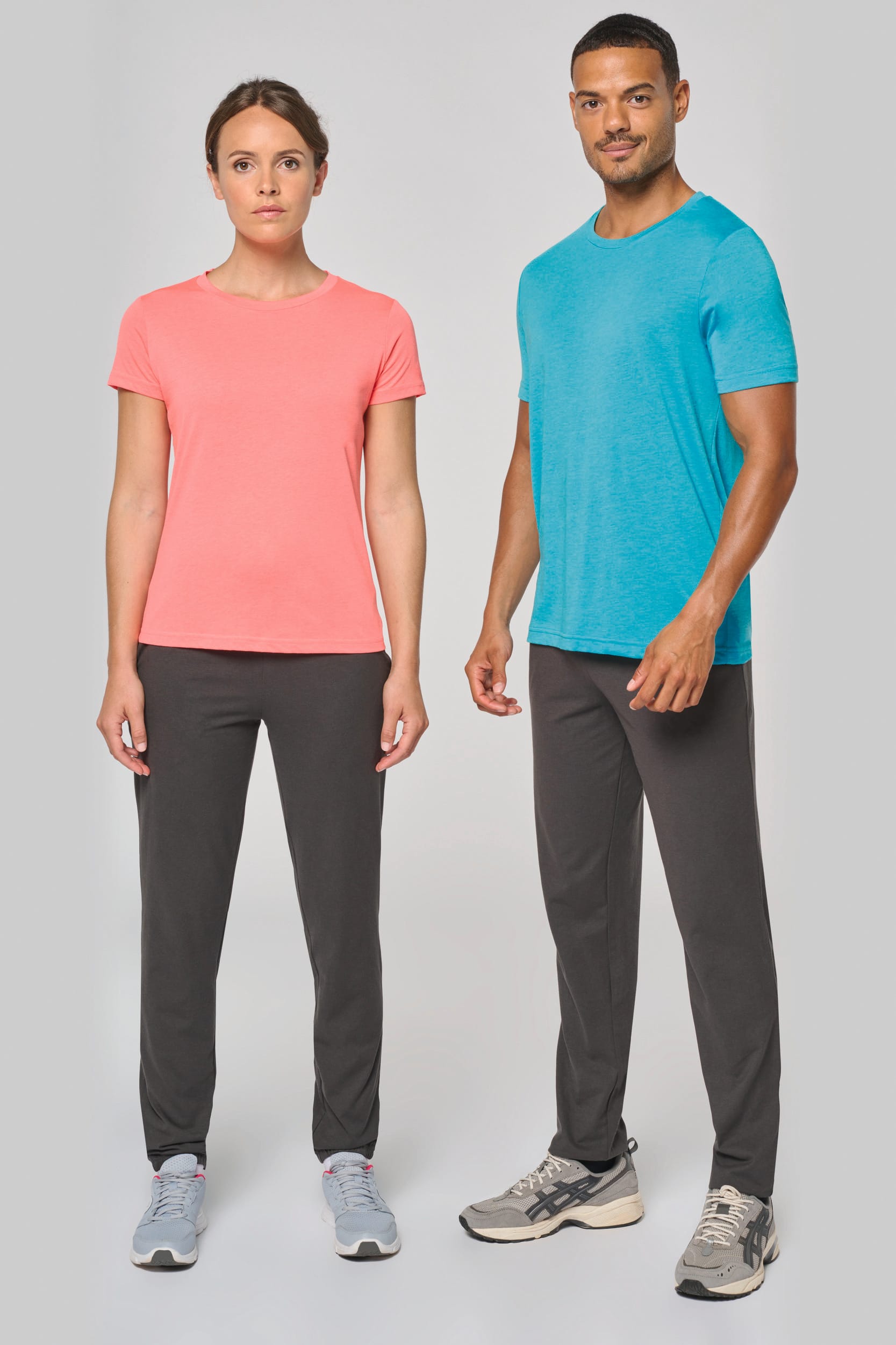 Unisex-Jogging-Hose. Leichte Baumwolle Unisex-Jogging-Hose. Leichte Baumwolle