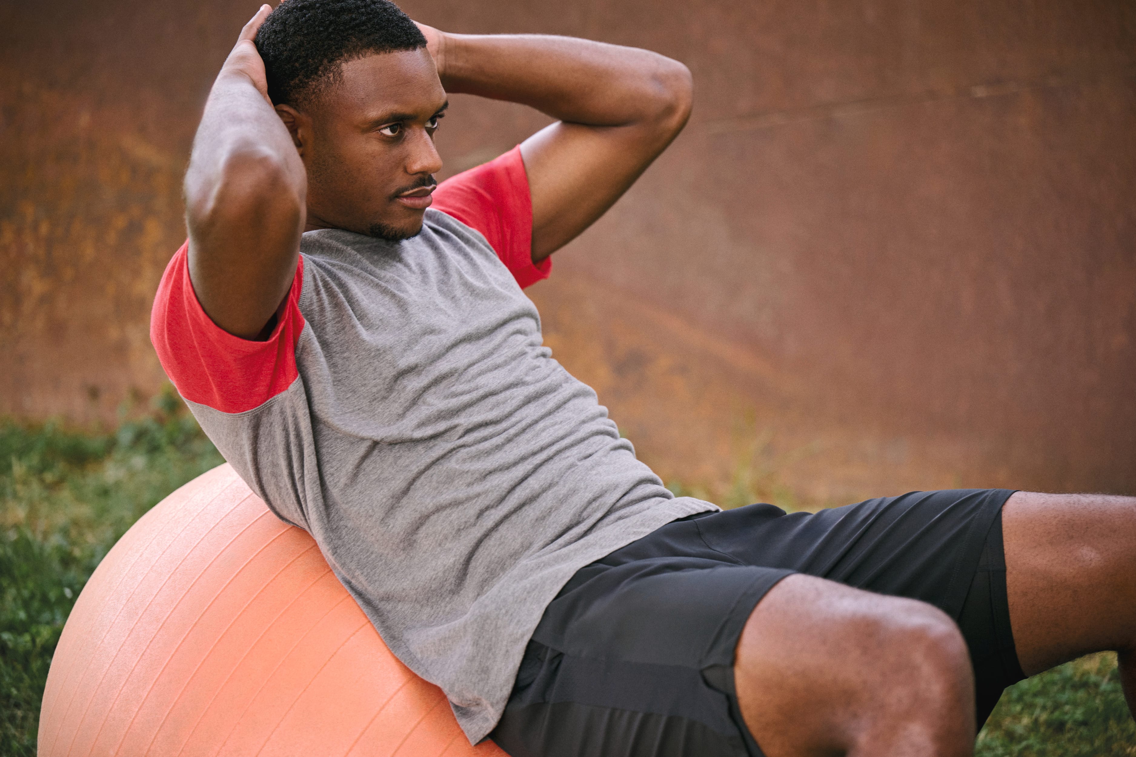 Zweifarbiges Triblend Sport-T-Shirt mit kurzen Ärmeln für Erwachsene