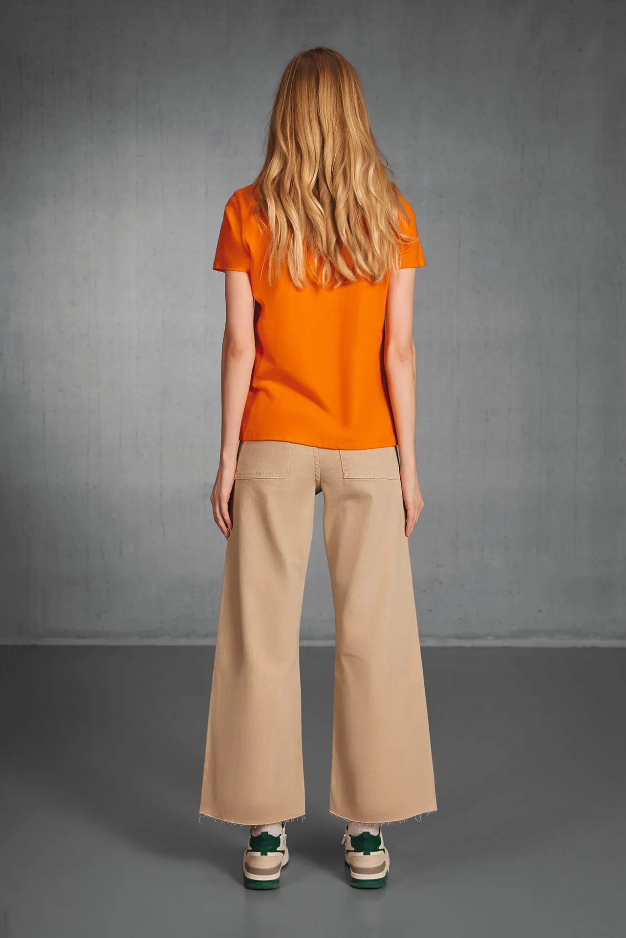 #E190 Ladies' T-shirt