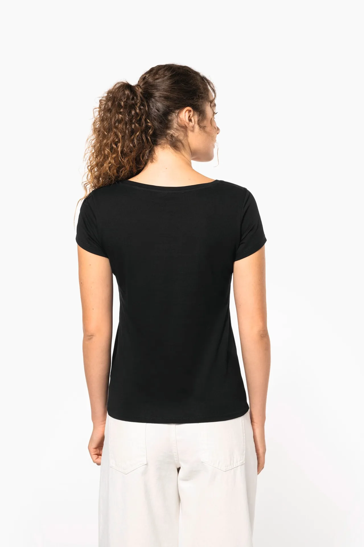 Ladies’ boat neck short-sleeved T-shirt