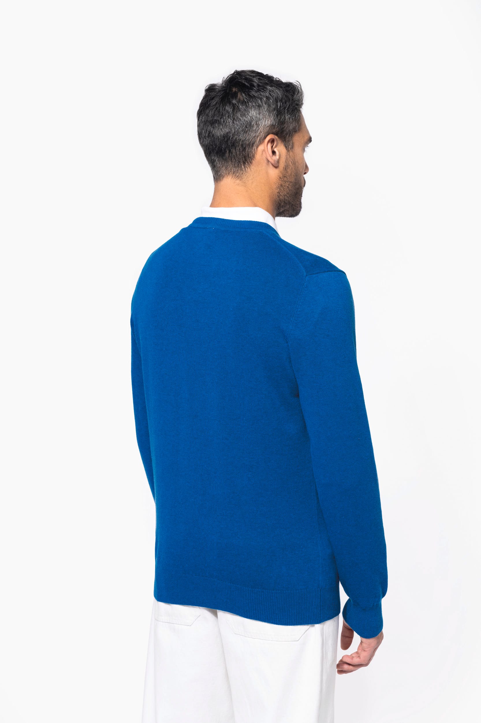 Premium-Pullover mit V-Ausschnitt